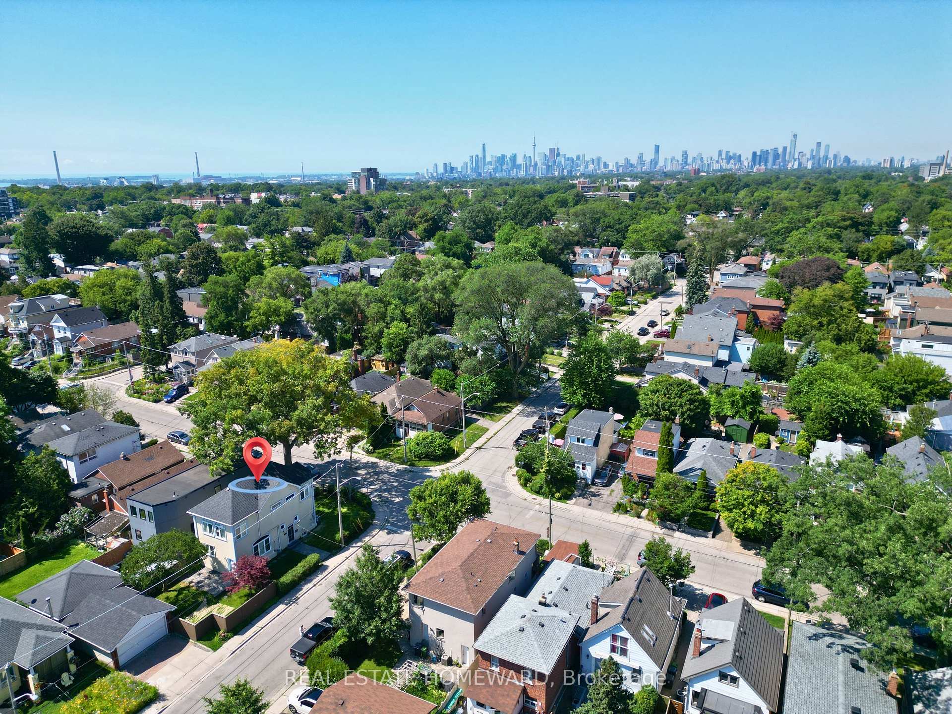 Photo 4 of 171 Westlake Avenue, Toronto, Woodbine-Lumsden — HOMEH