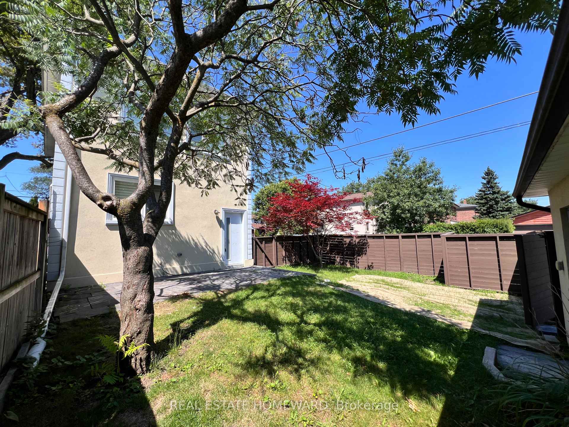 Photo 7 of 171 Westlake Avenue, Toronto, Woodbine-Lumsden — HOMEH