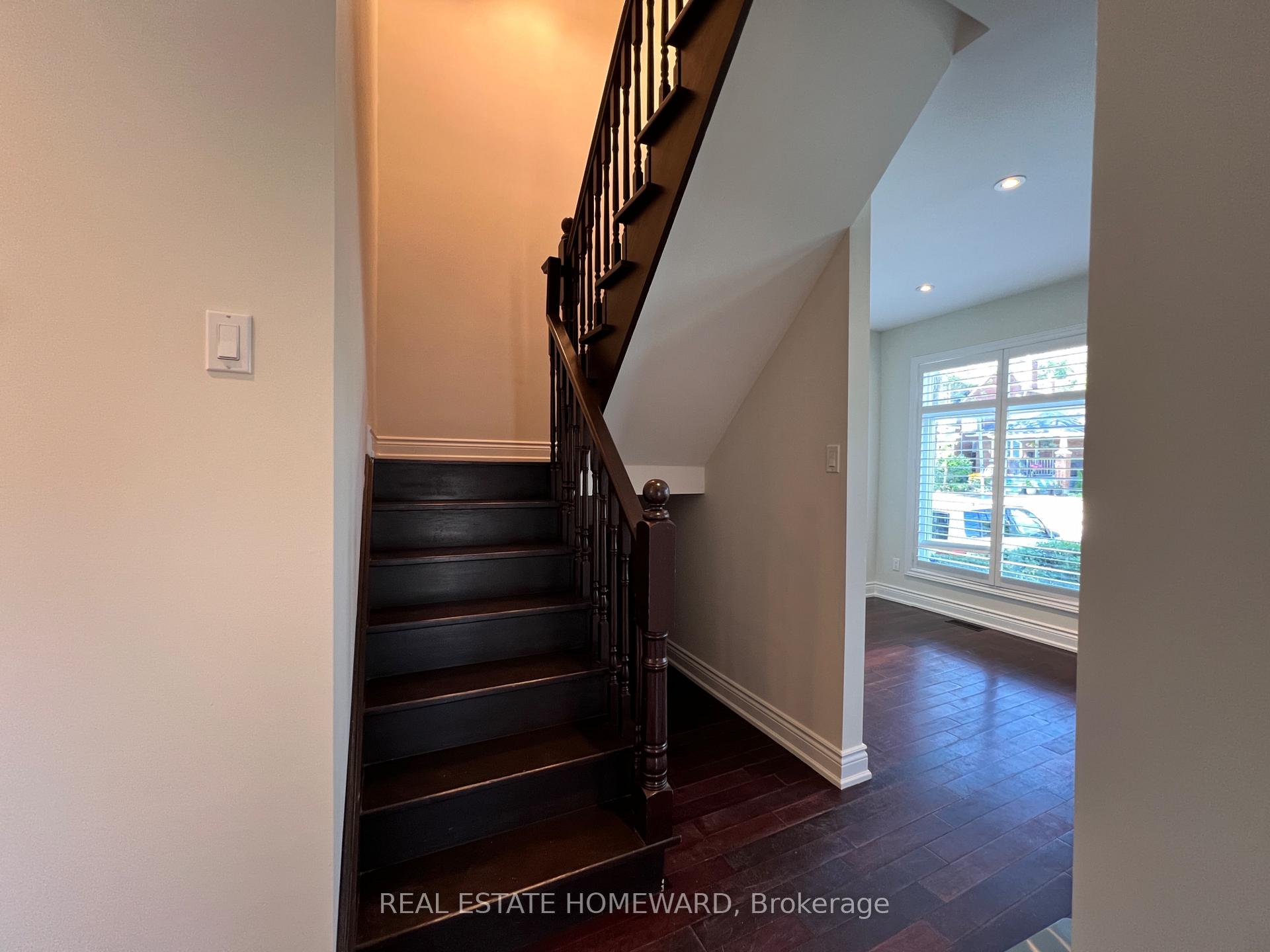 Photo 20 of 171 Westlake Avenue, Toronto, Woodbine-Lumsden — HOMEH