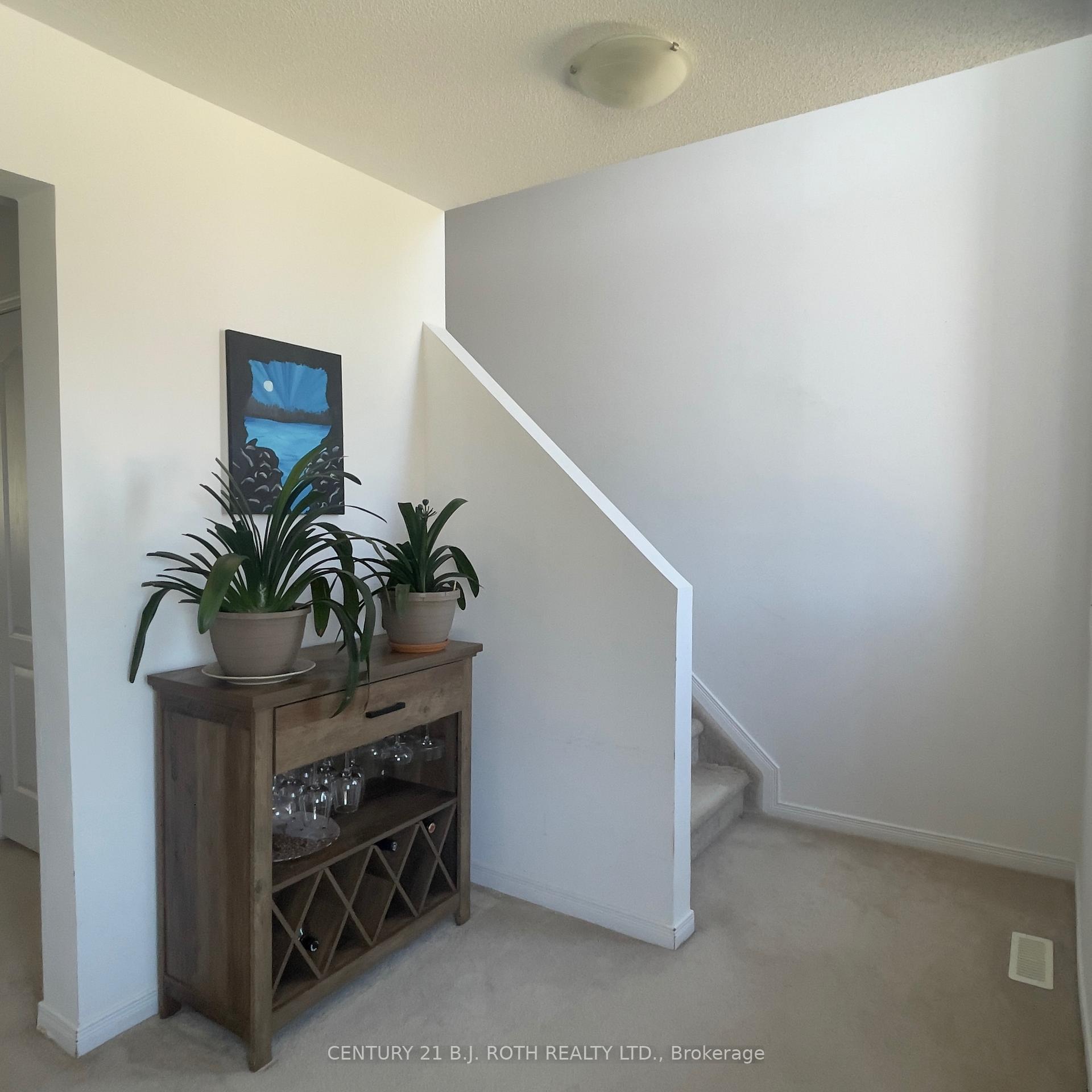 Photo 13 of 131 Franks Way, Barrie, Allandale — HOMEH