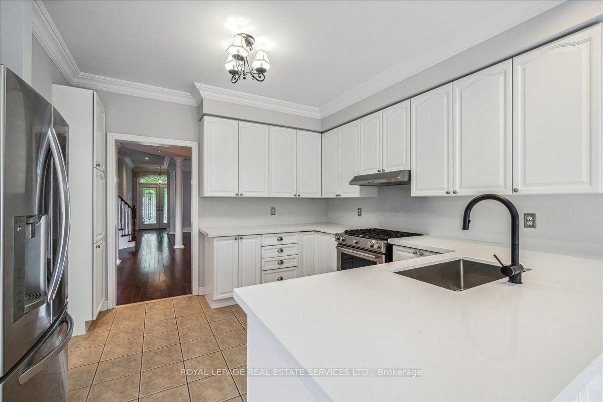Photo 17 of 54 Stonebrook Crescent, Halton Hills, Georgetown — HOMEH