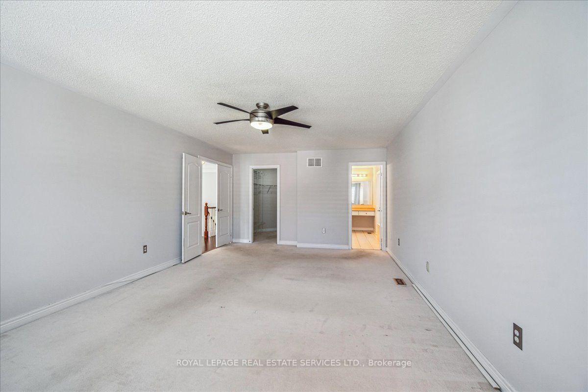 Photo 30 of 54 Stonebrook Crescent, Halton Hills, Georgetown — HOMEH