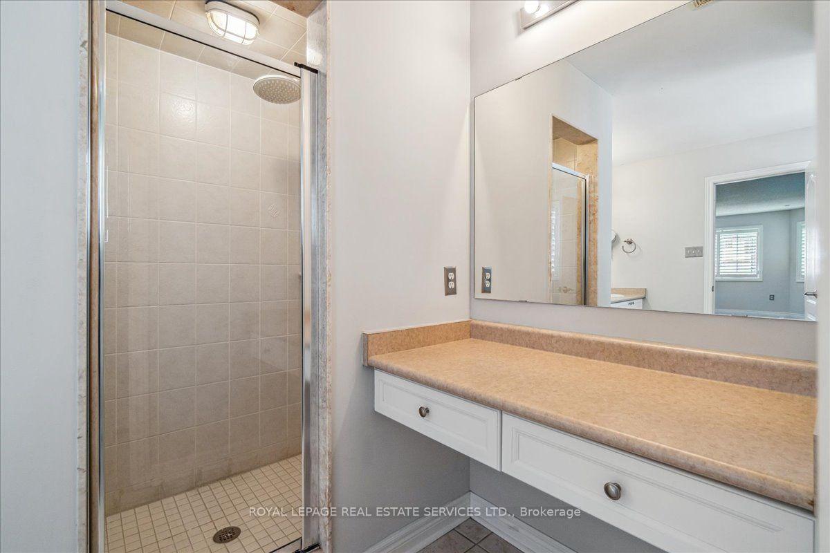 Photo 34 of 54 Stonebrook Crescent, Halton Hills, Georgetown — HOMEH
