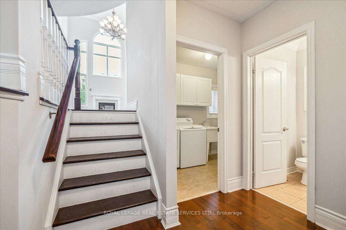 Photo 46 of 54 Stonebrook Crescent, Halton Hills, Georgetown — HOMEH