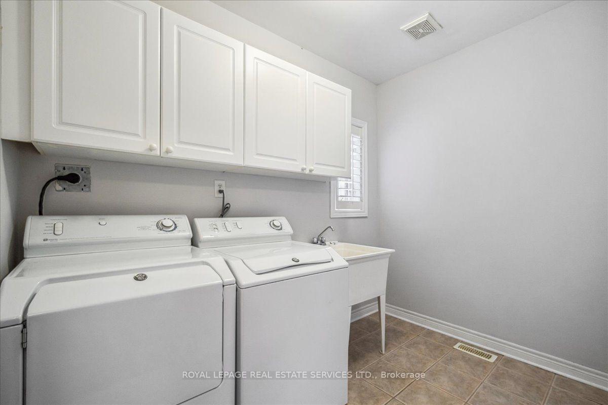 Photo 47 of 54 Stonebrook Crescent, Halton Hills, Georgetown — HOMEH