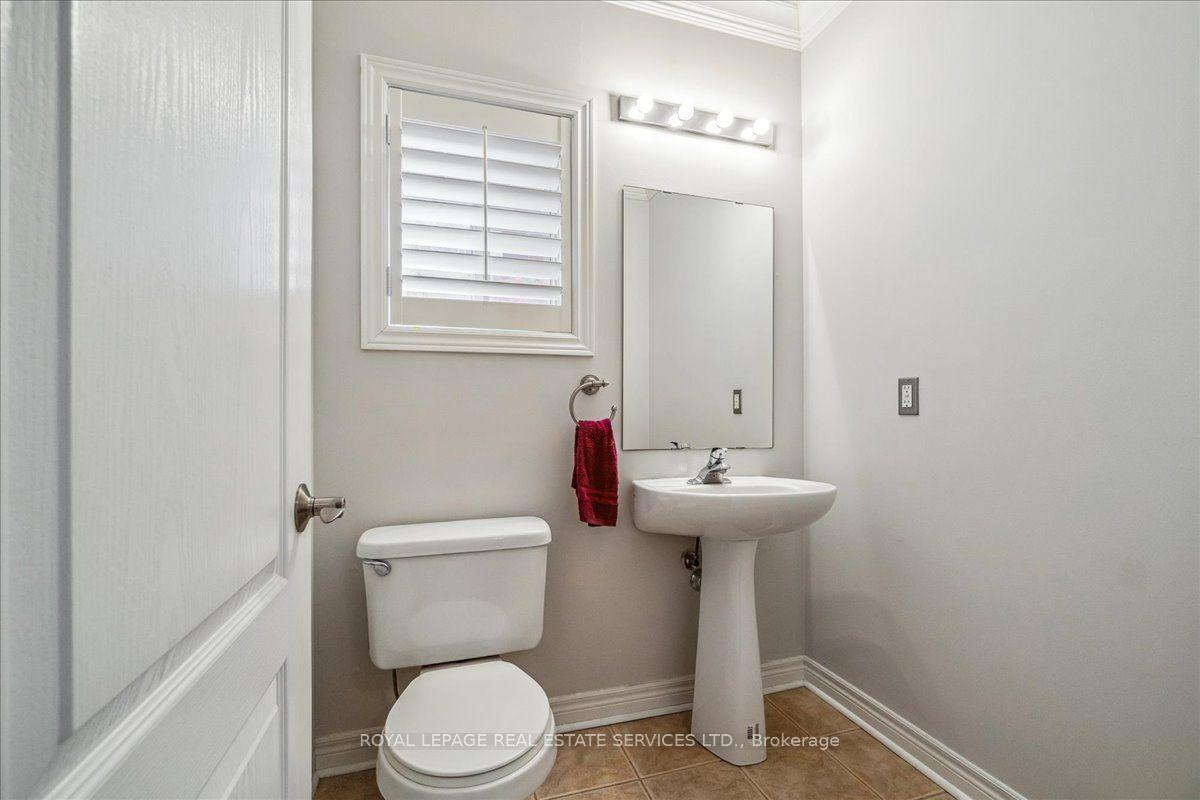 Photo 48 of 54 Stonebrook Crescent, Halton Hills, Georgetown — HOMEH