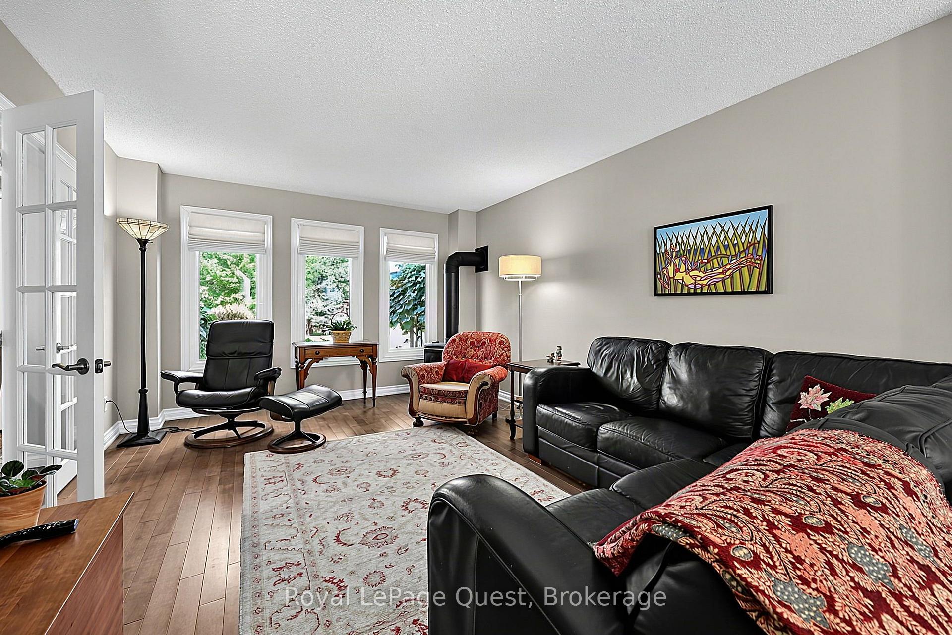 Photo 25 of 44 Trillium Crescent, Barrie, Allandale — HOMEH
