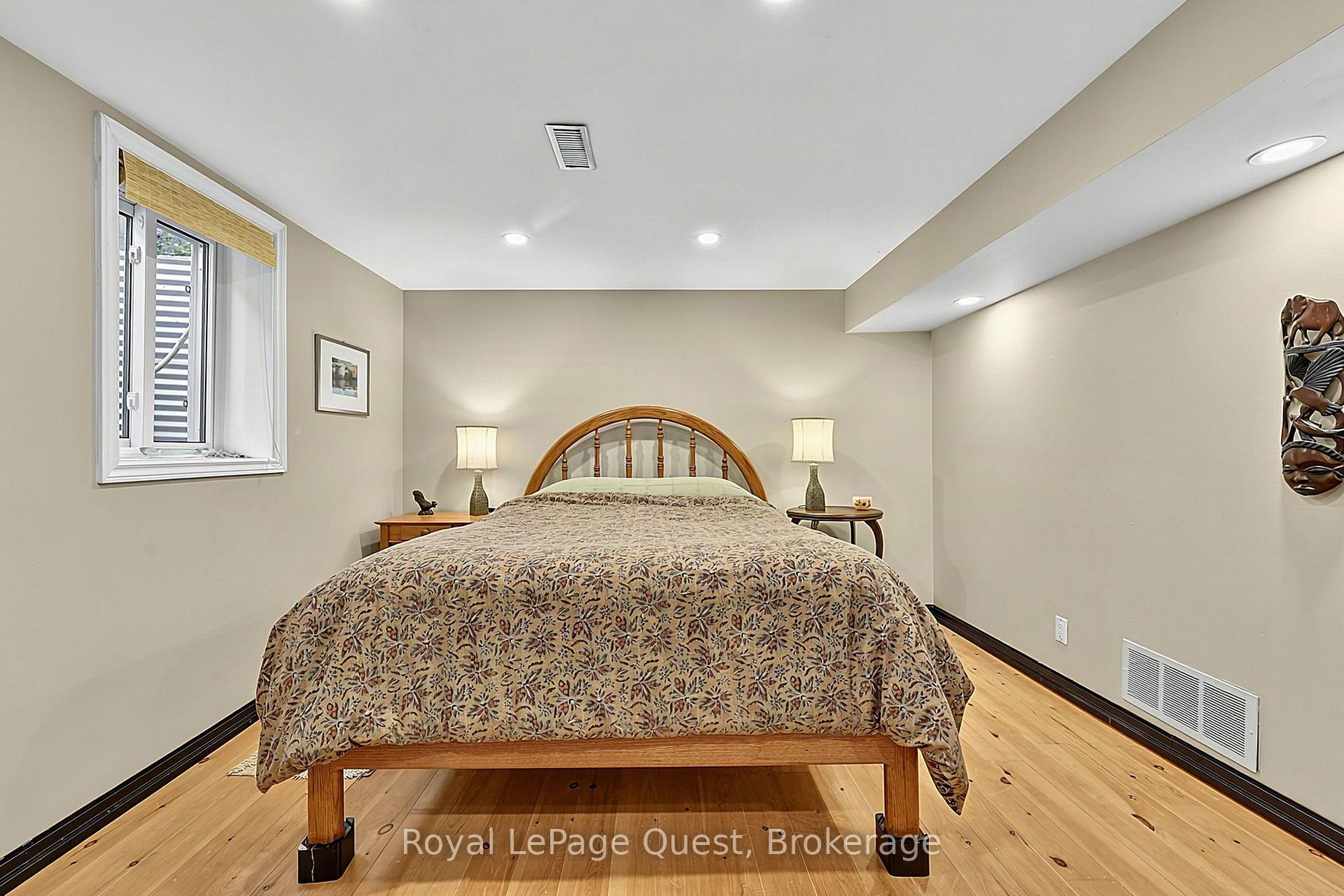 Photo 39 of 44 Trillium Crescent, Barrie, Allandale — HOMEH