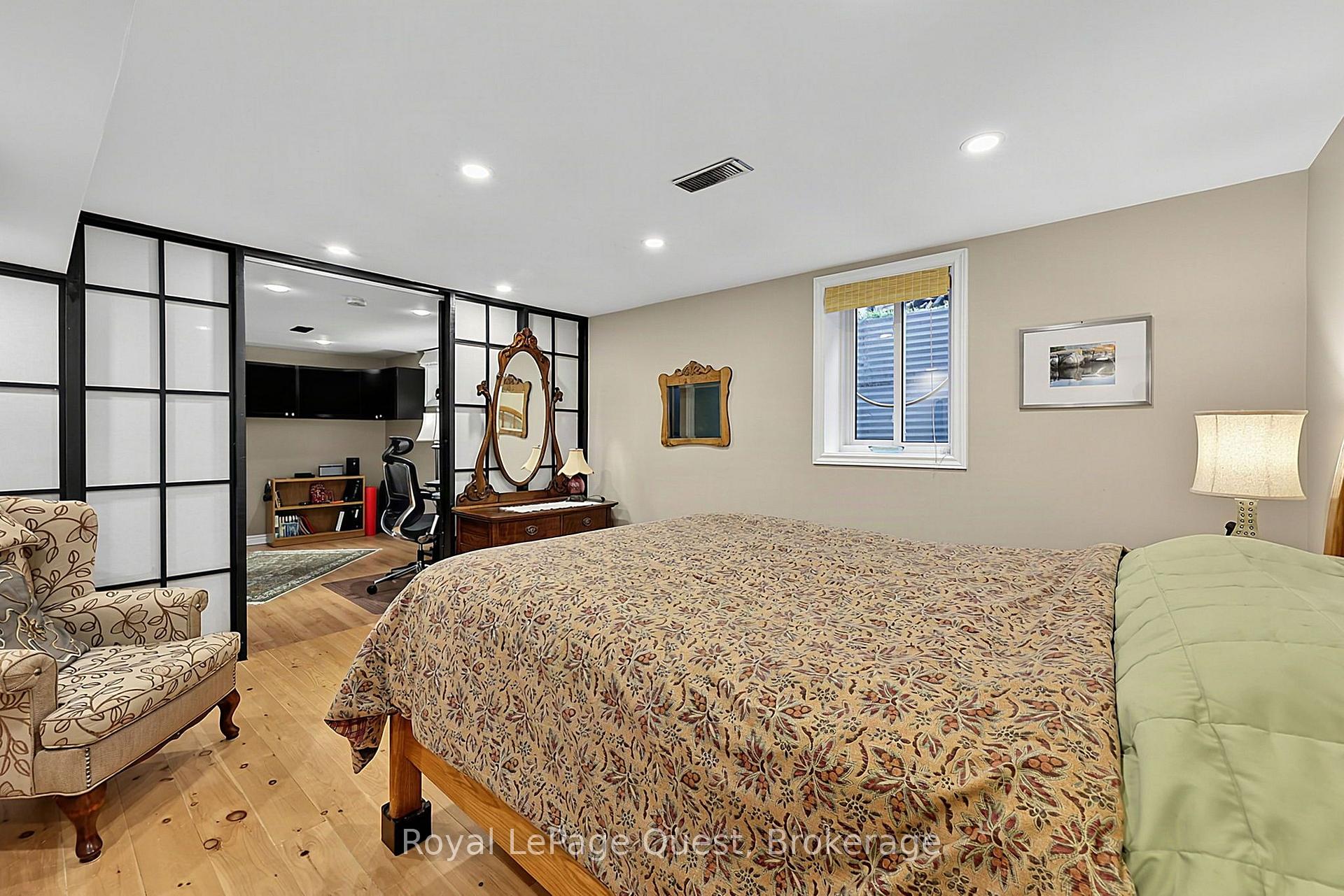 Photo 40 of 44 Trillium Crescent, Barrie, Allandale — HOMEH