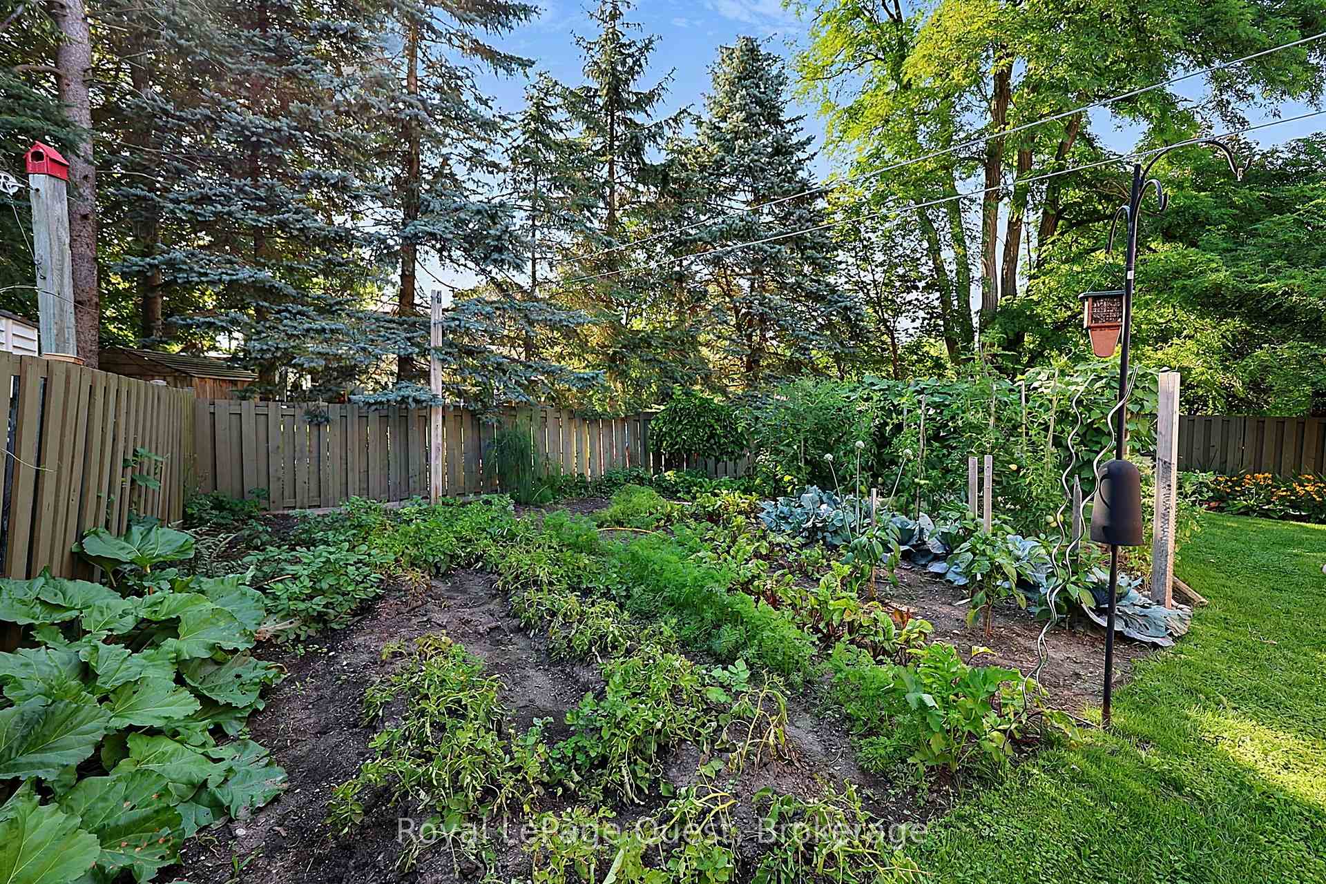 Photo 43 of 44 Trillium Crescent, Barrie, Allandale — HOMEH