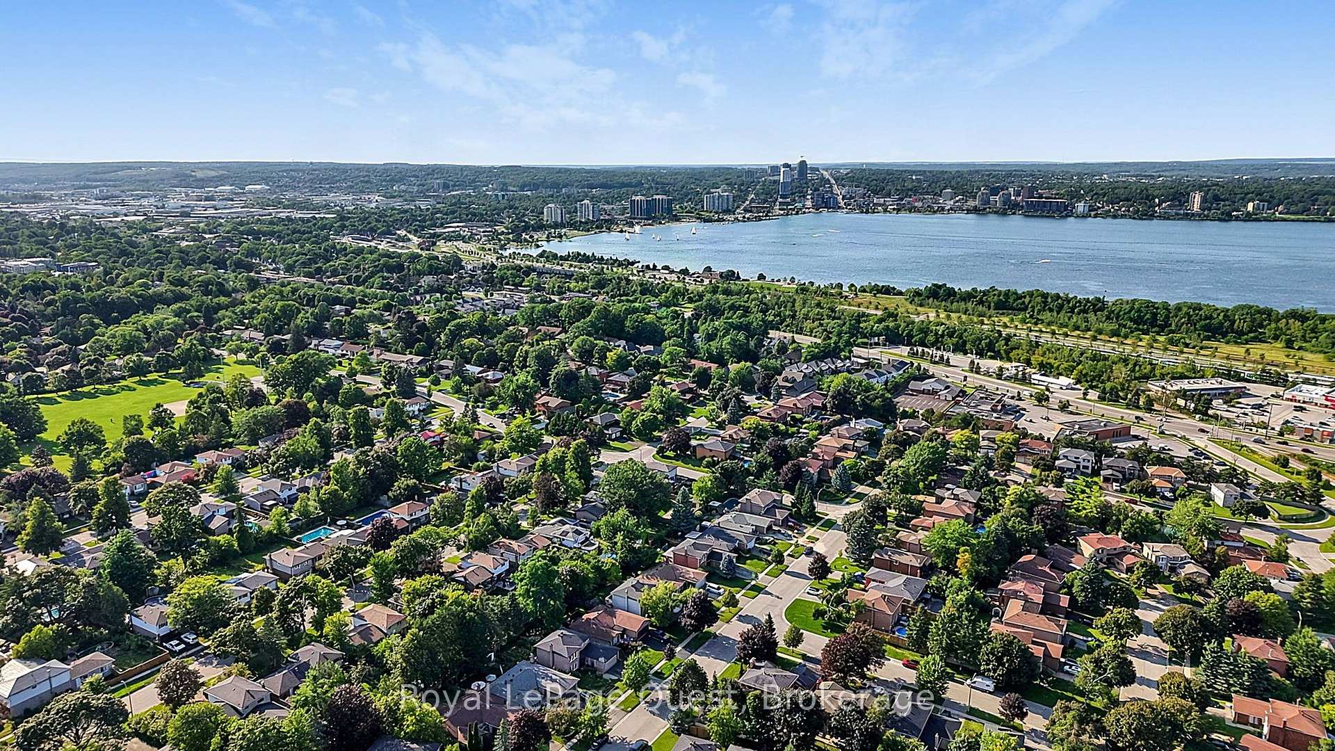 Photo 47 of 44 Trillium Crescent, Barrie, Allandale — HOMEH