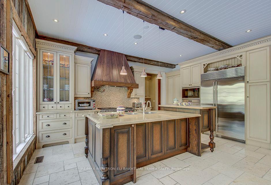 Photo 25 of 14 St Margarets Drive, North York, Bridle Path-Sunnybrook-York Mills — HOMEH