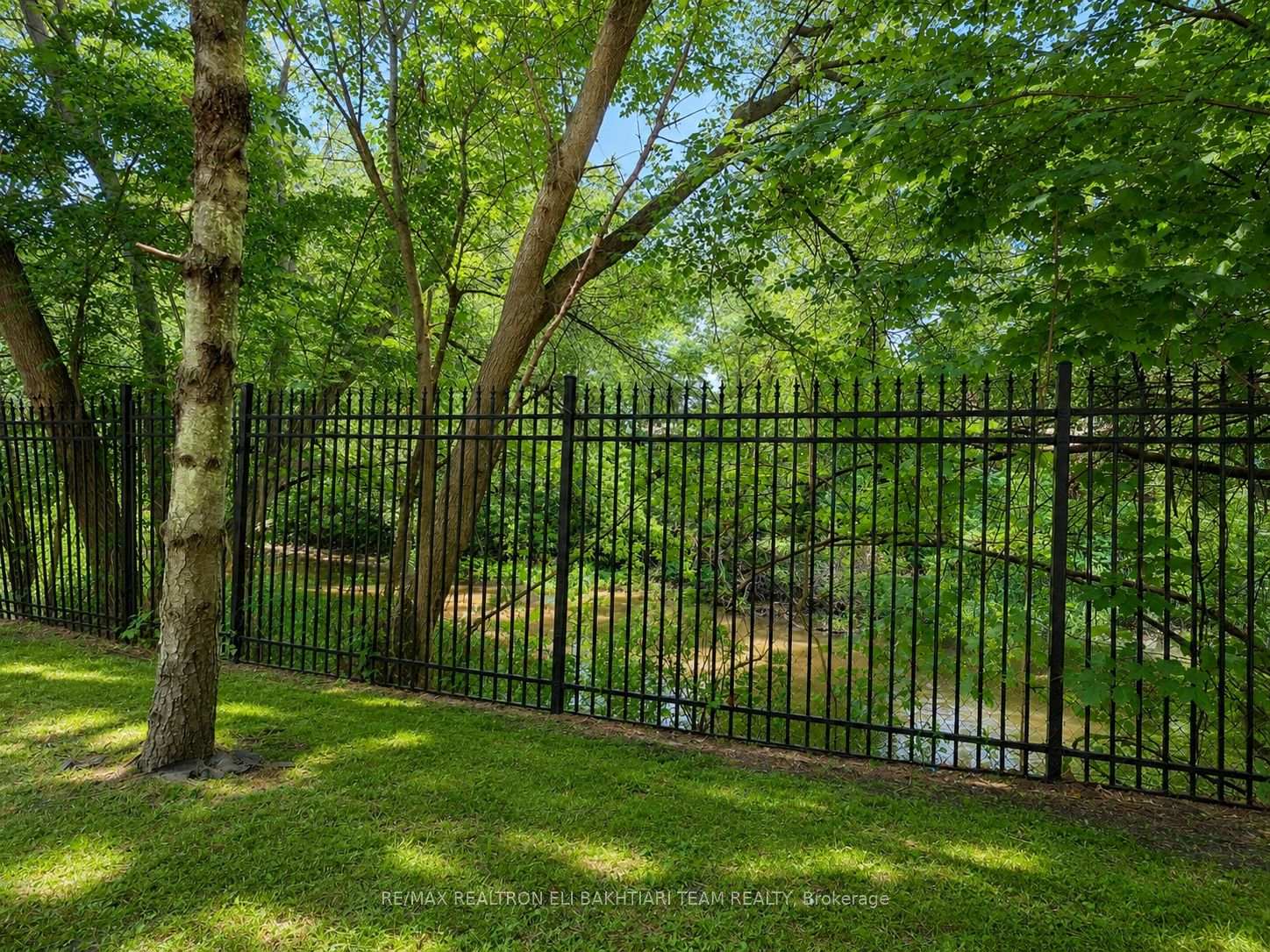 Photo 44 of 14 St Margarets Drive, North York, Bridle Path-Sunnybrook-York Mills — HOMEH
