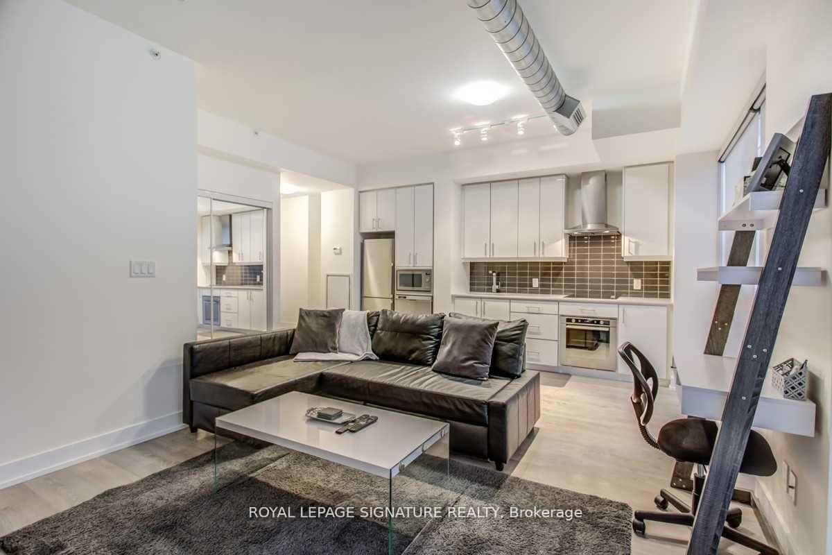 Photo 7 of Unit 202, 75 The Donway, North York, Banbury-Don Mills — HOMEH