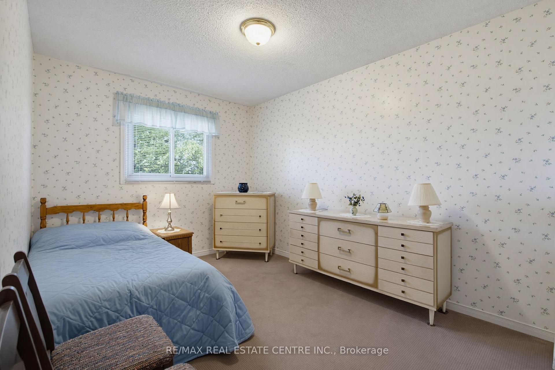 Photo 13 of 310 Bailey Drive, Orangeville — HOMEH