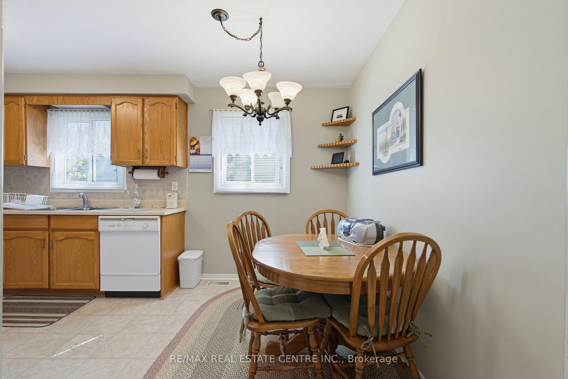 Photo 18 of 310 Bailey Drive, Orangeville — HOMEH