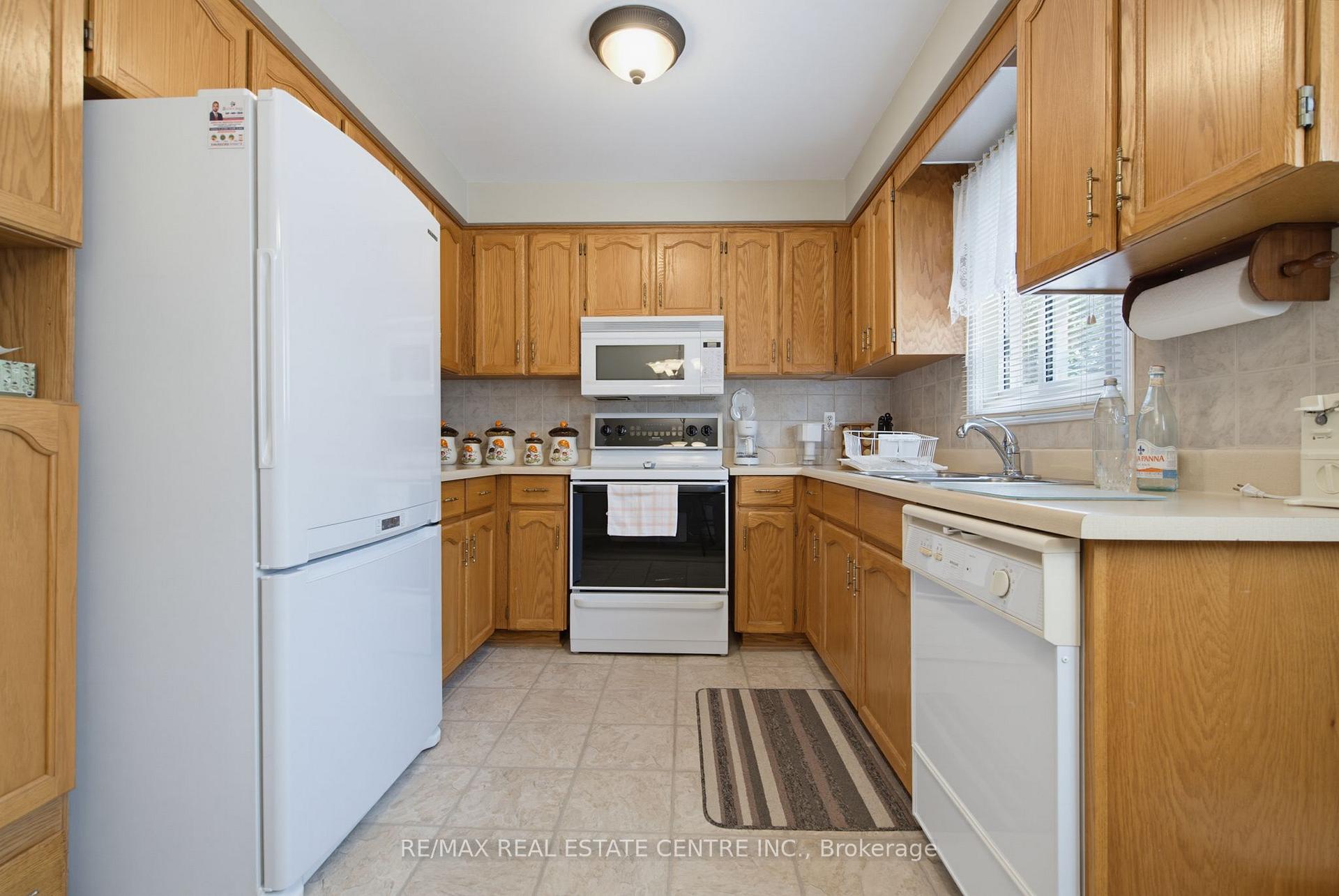 Photo 20 of 310 Bailey Drive, Orangeville — HOMEH