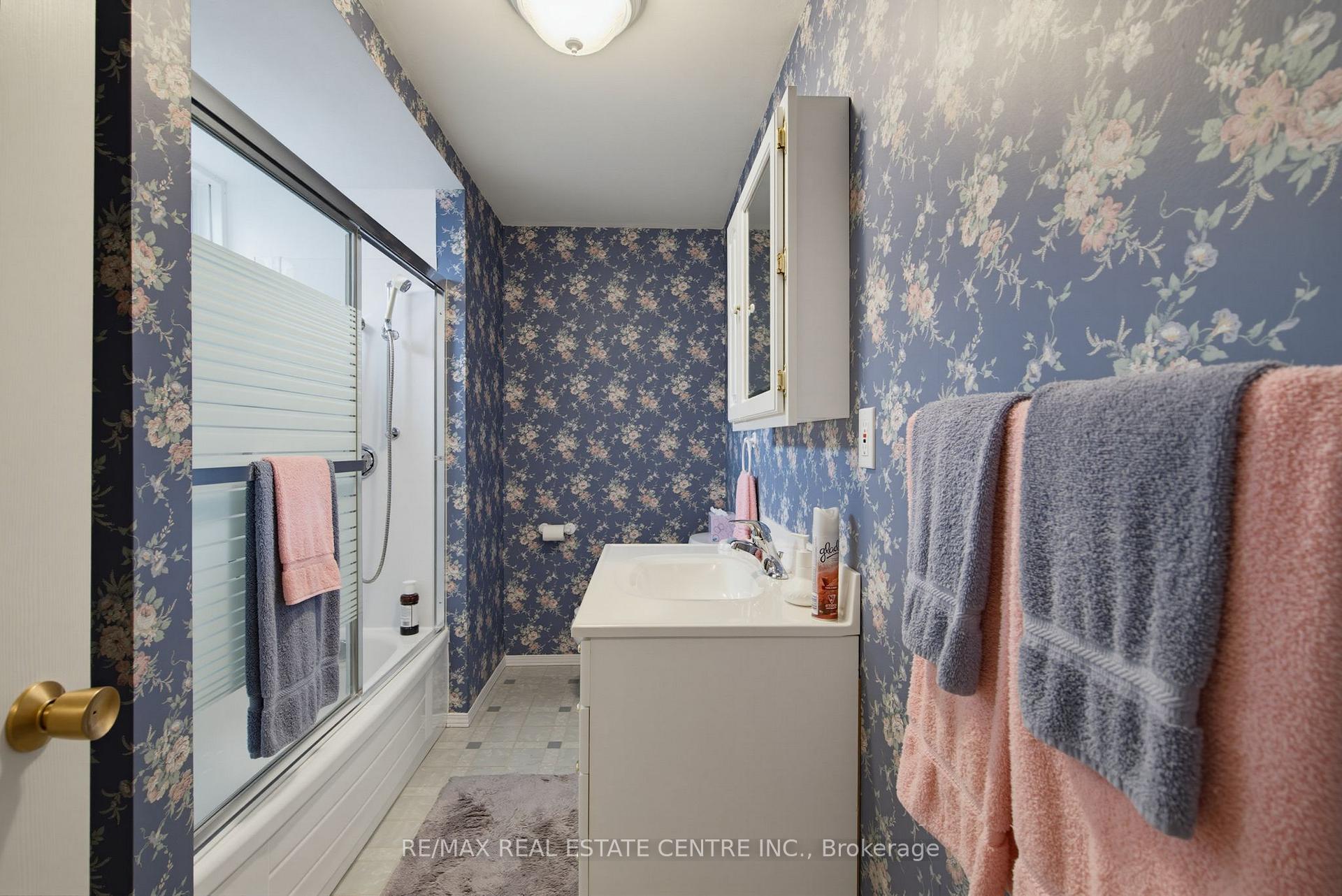 Photo 29 of 310 Bailey Drive, Orangeville — HOMEH