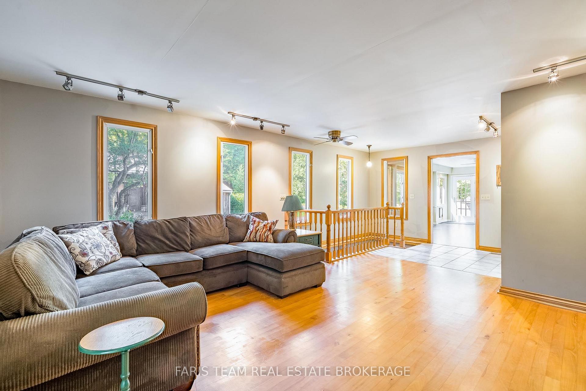 Photo 27 of 2554 Champlain Road, Tiny, Rural Tiny — HOMEH