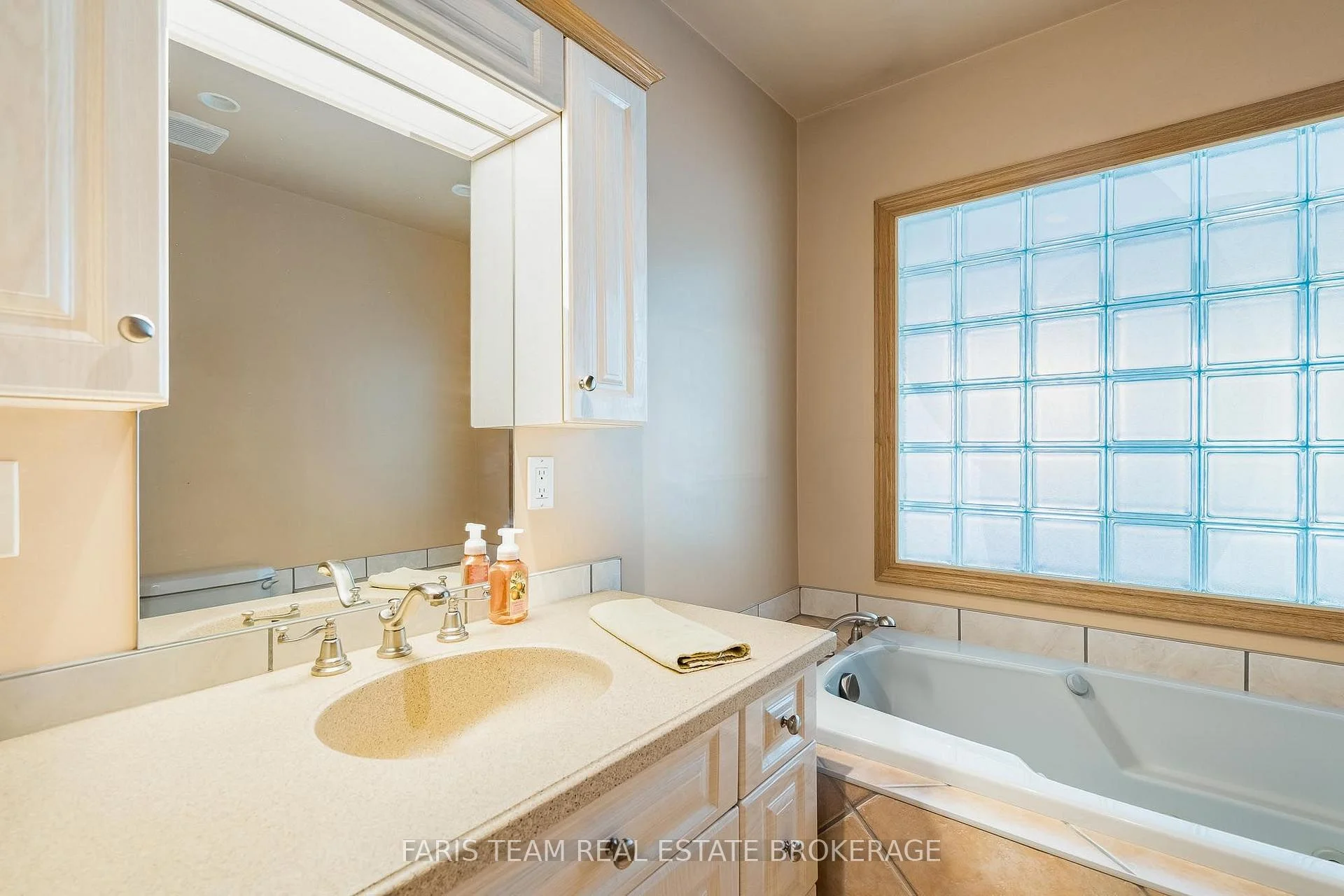 Photo 50 of 2554 Champlain Road, Tiny, Rural Tiny — HOMEH