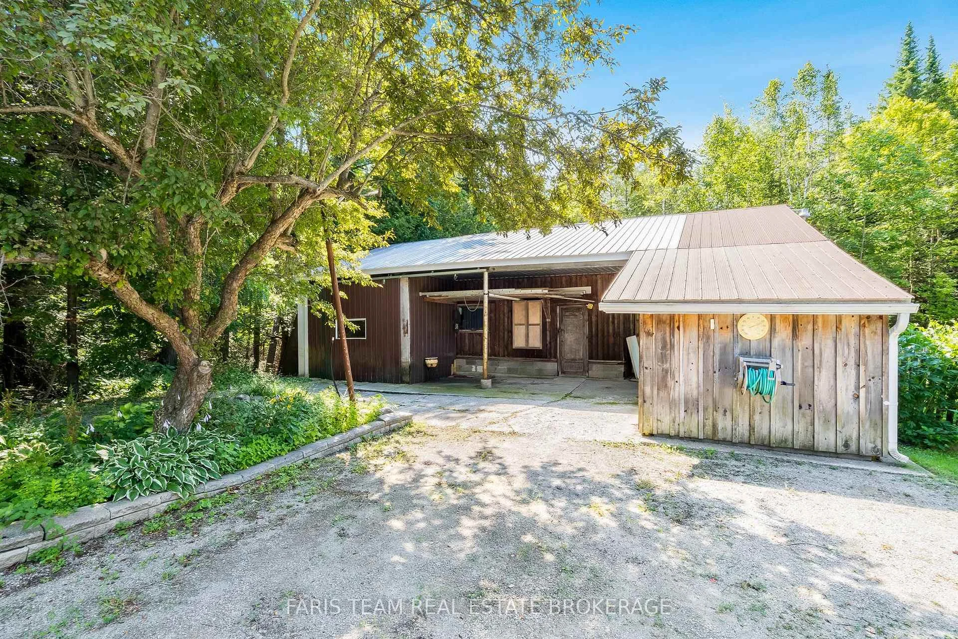 Photo 64 of 2554 Champlain Road, Tiny, Rural Tiny — HOMEH