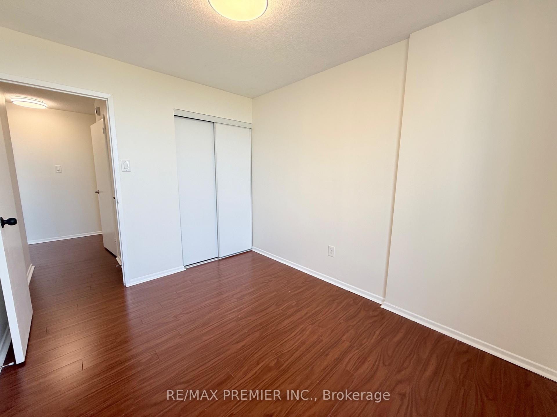 Photo 36 of Unit 1011, 15 Kensington Road, Brampton, Queen Street Corridor — HOMEH