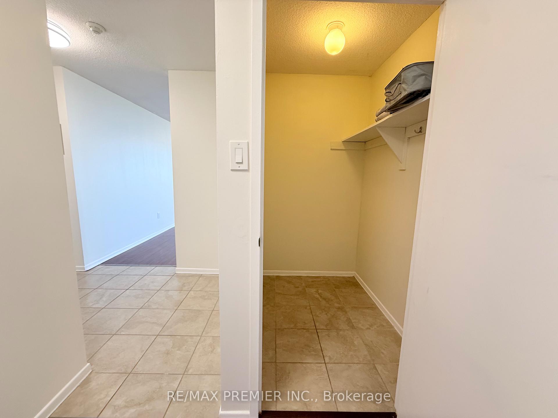 Photo 37 of Unit 1011, 15 Kensington Road, Brampton, Queen Street Corridor — HOMEH