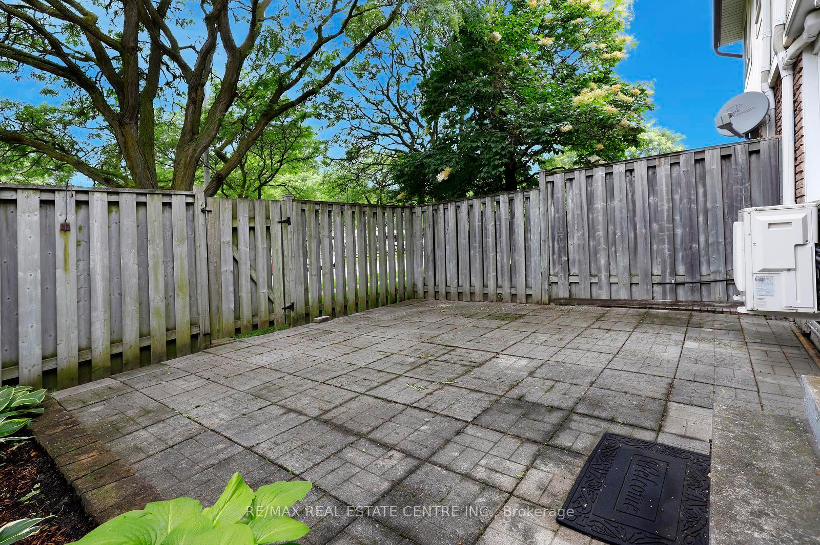 Photo 10 of Unit 3, 341 Wilson Drive, Milton, Dorset Park — HOMEH