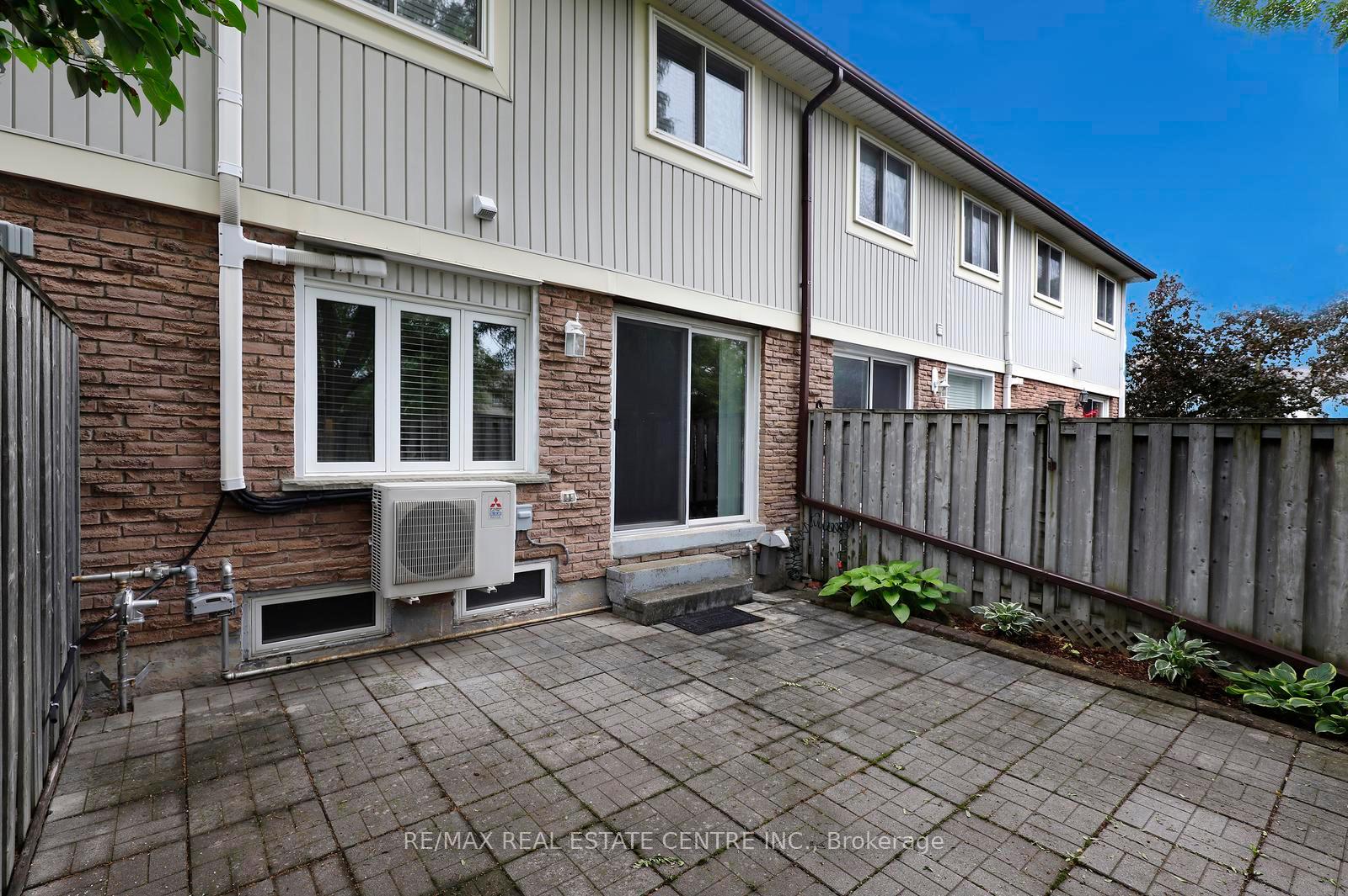 Photo 23 of Unit 3, 341 Wilson Drive, Milton, Dorset Park — HOMEH