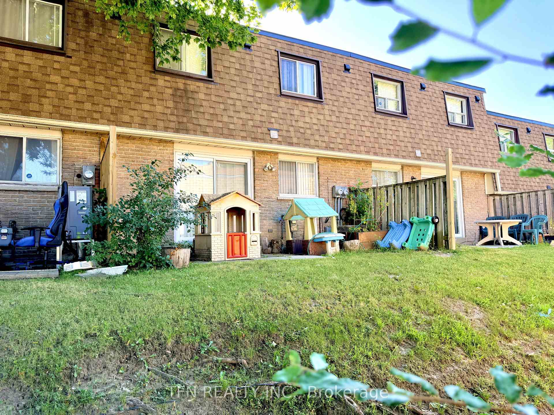 Photo 1 of Unit 67, 121 L'amoreaux Drive, Scarborough, L'Amoreaux — HOMEH