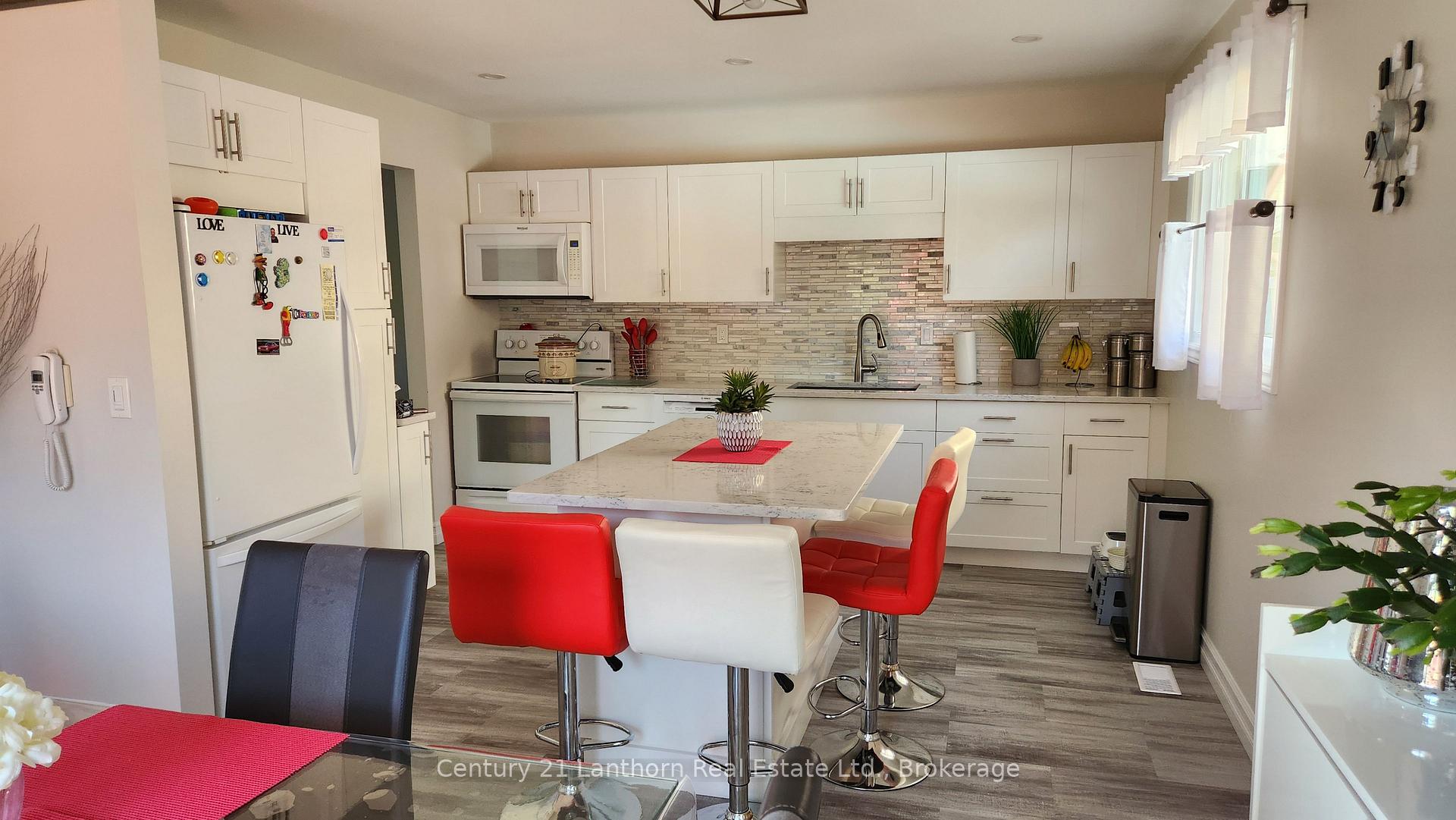 Photo 13 of 2 Dixie Place, Belleville, Belleville Ward — HOMEH