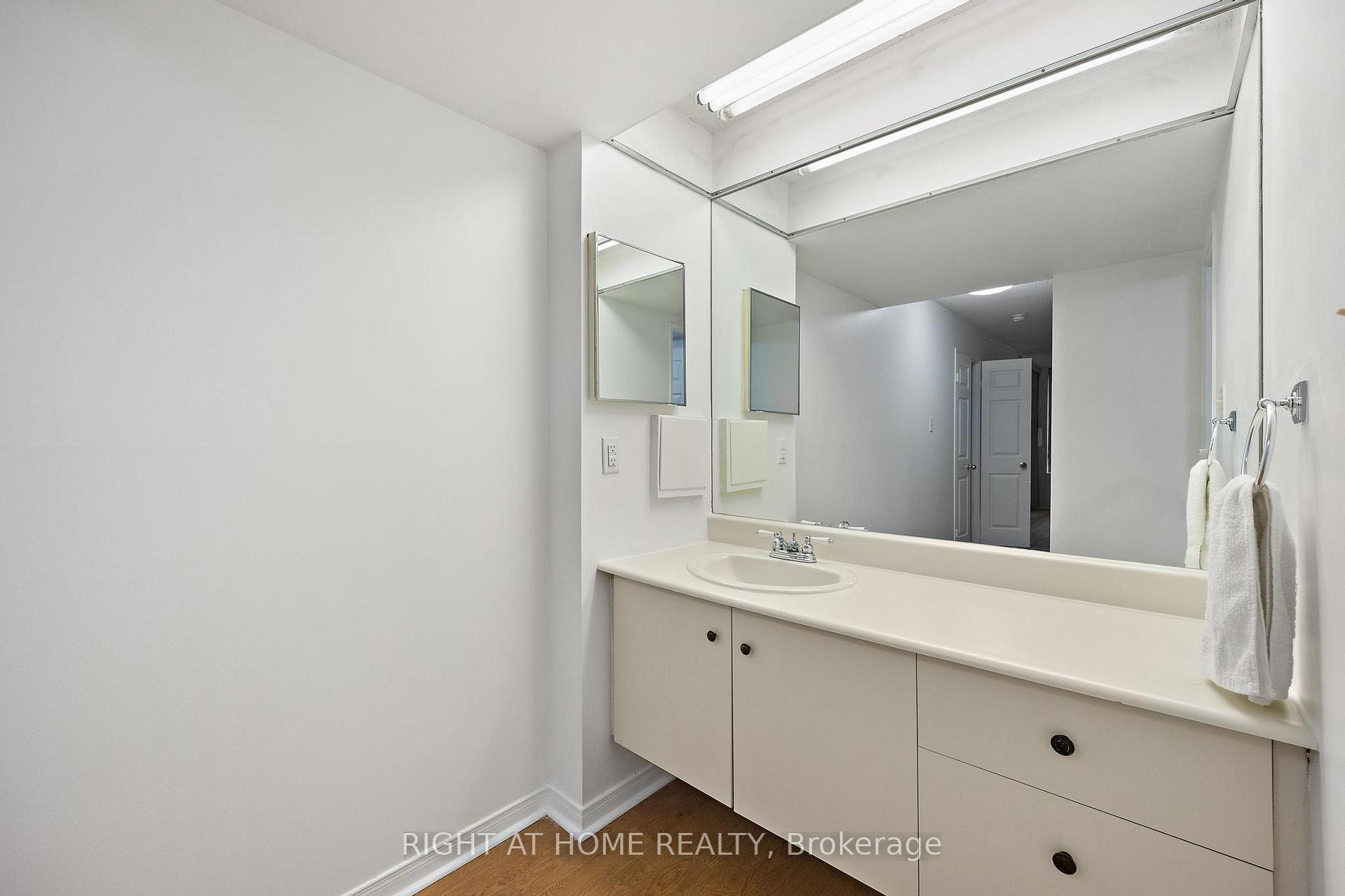 Photo 9 of Unit 206A, 280 Simcoe Street, Toronto, Kensington-Chinatown — HOMEH