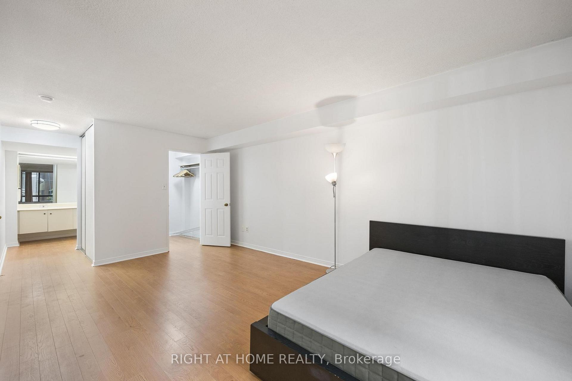Photo 12 of Unit 206A, 280 Simcoe Street, Toronto, Kensington-Chinatown — HOMEH