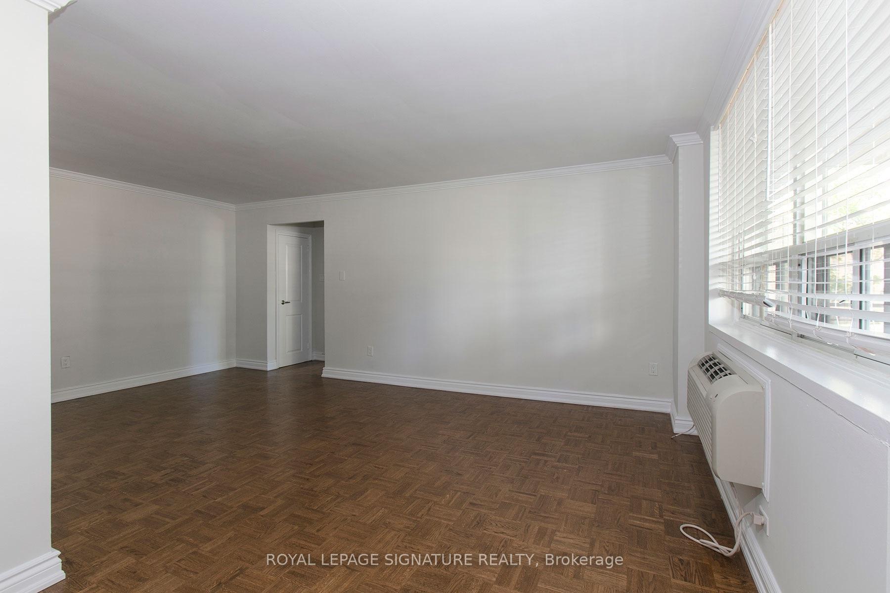 Photo 3 of Unit 706, 55 Isabella Street, Toronto, Church-Yonge Corridor — HOMEH