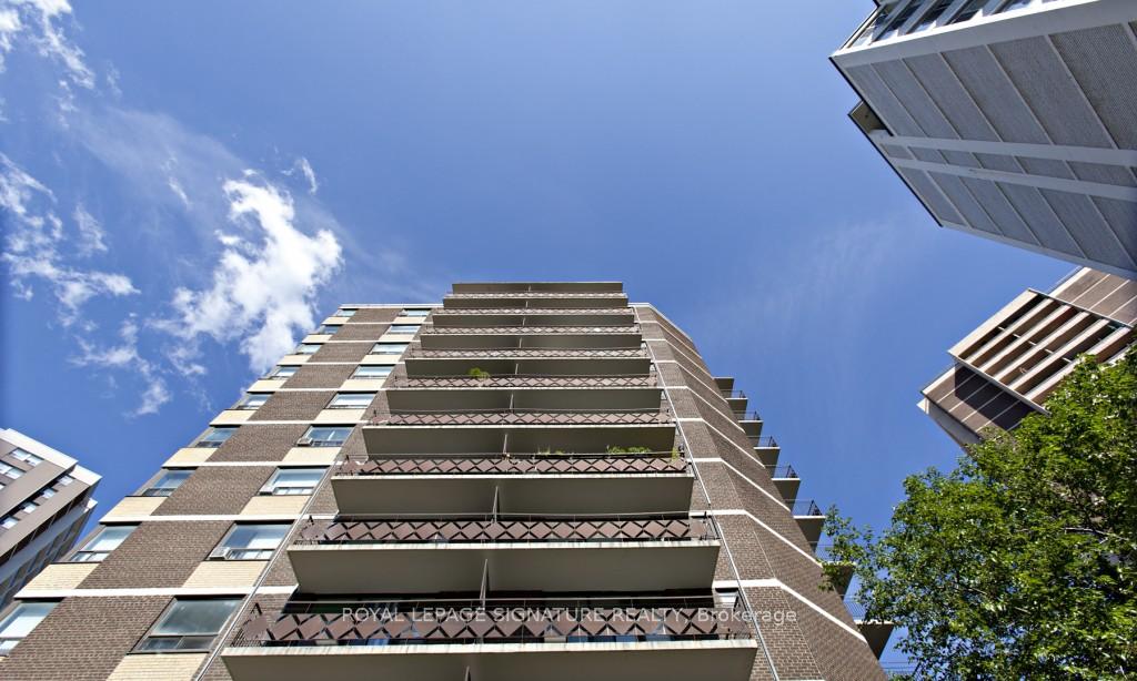 Photo 8 of Unit 706, 55 Isabella Street, Toronto, Church-Yonge Corridor — HOMEH