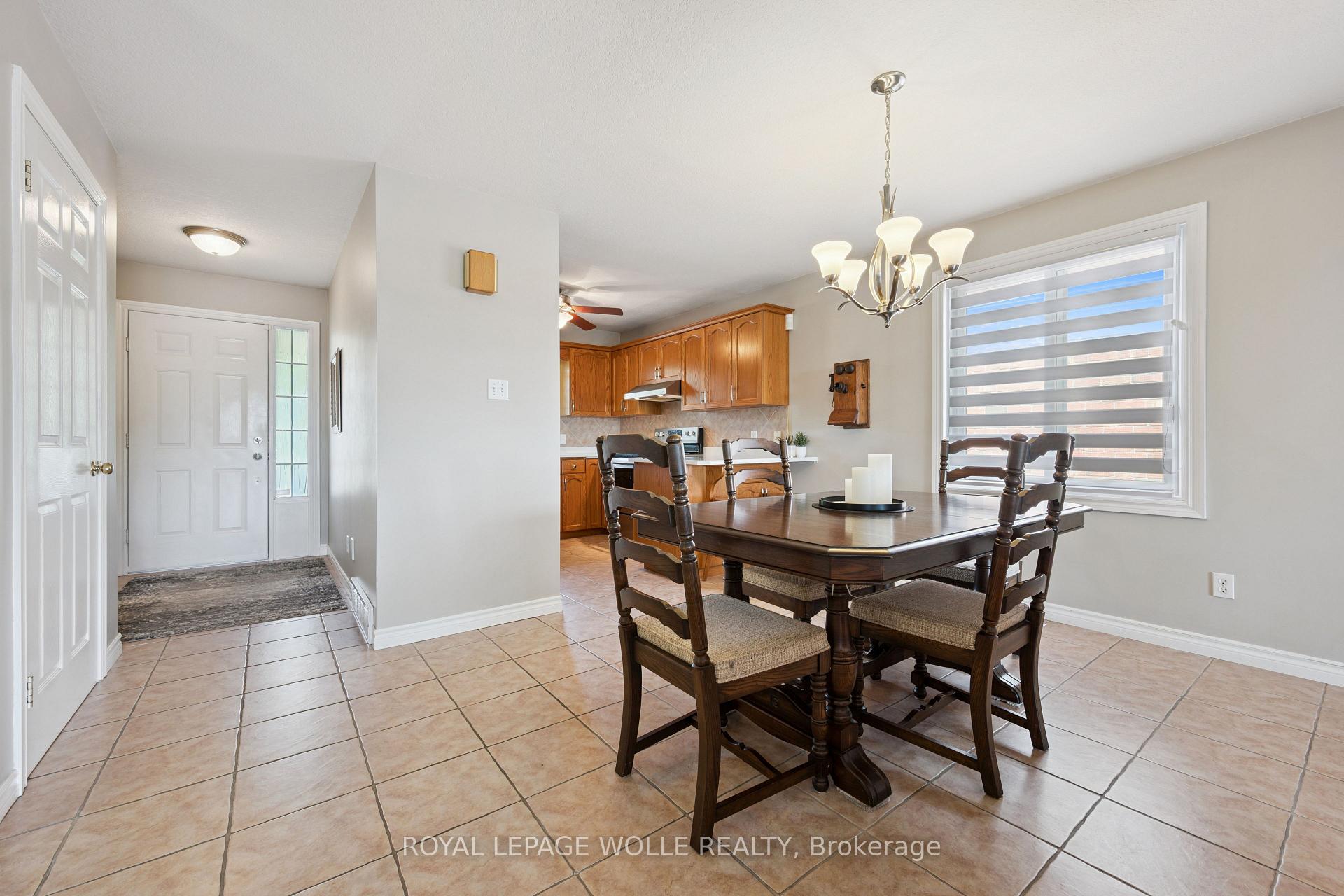 Photo 11 of 187 Westchester Drive, Waterloo — HOMEH