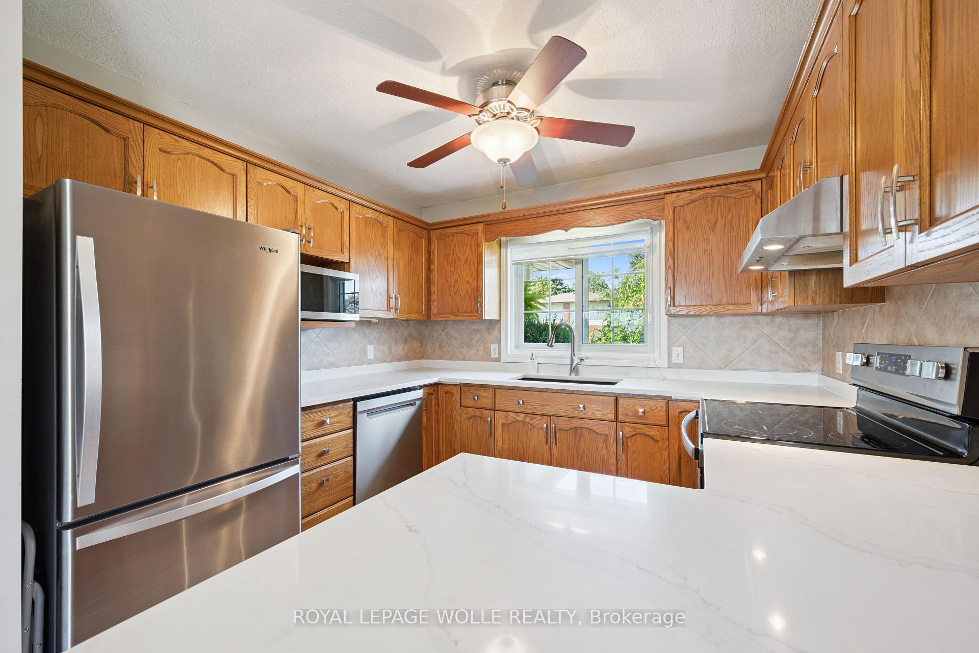 Photo 13 of 187 Westchester Drive, Waterloo — HOMEH