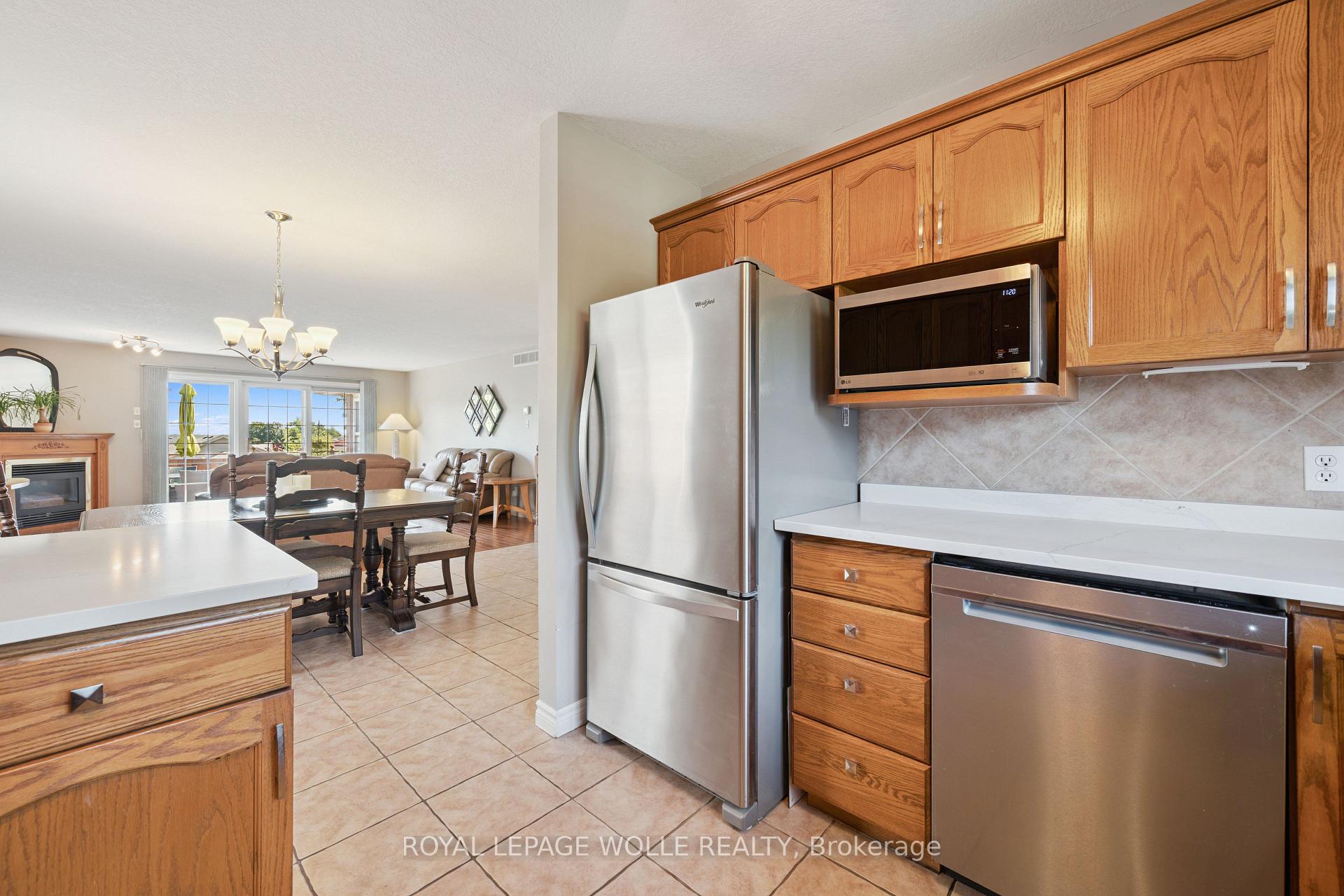 Photo 15 of 187 Westchester Drive, Waterloo — HOMEH