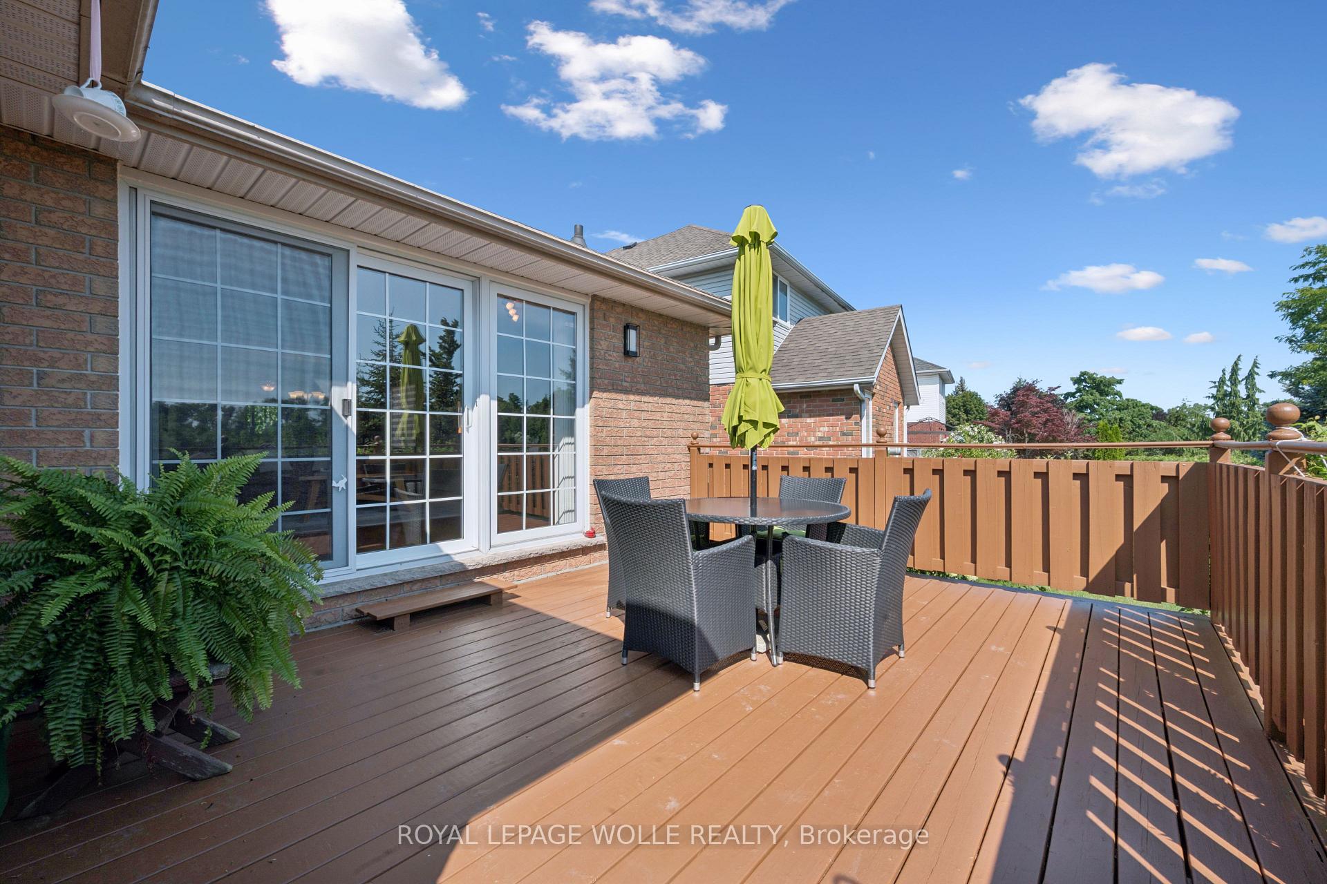 Photo 31 of 187 Westchester Drive, Waterloo — HOMEH