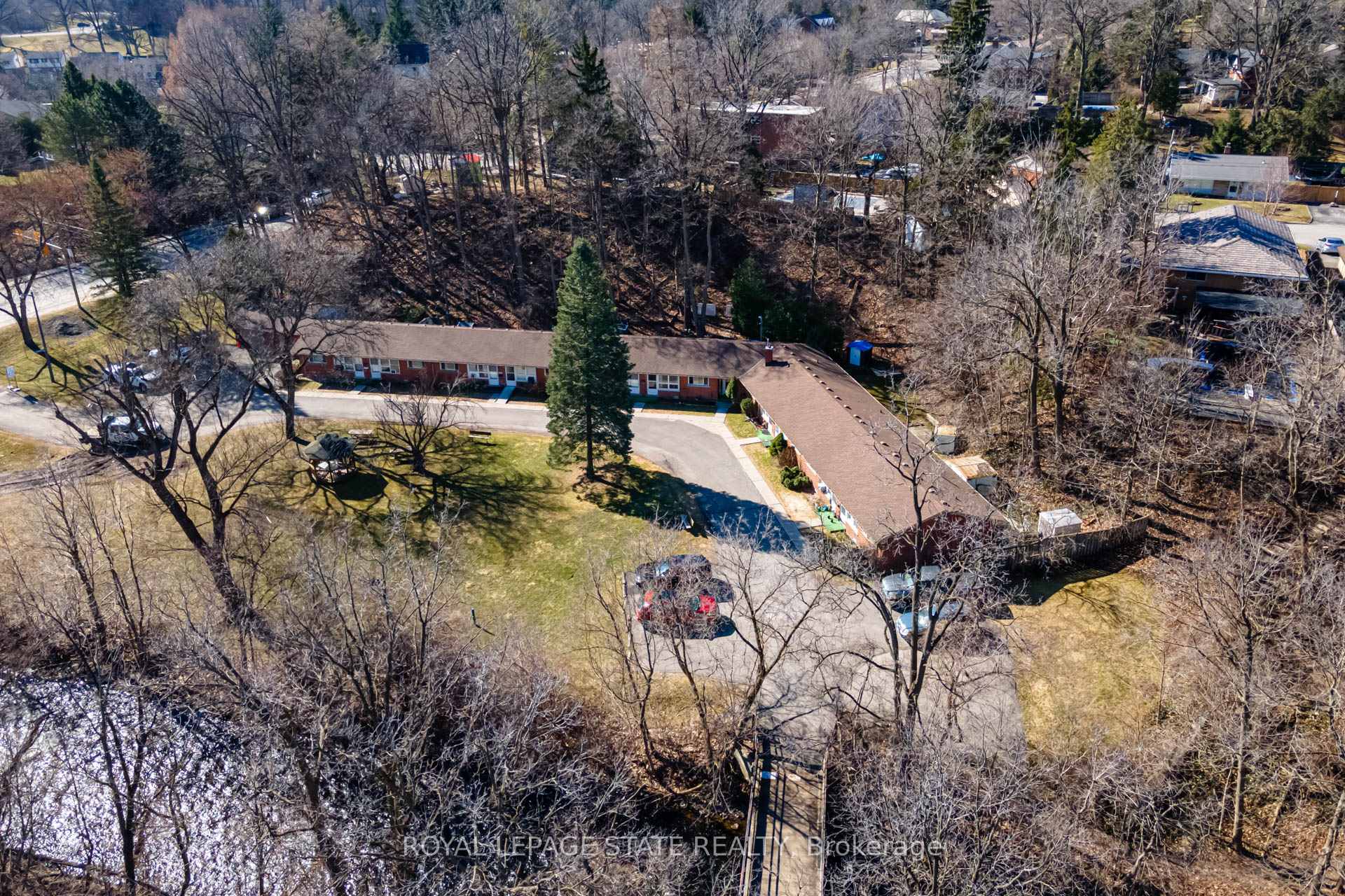 Photo 16 of 50 Creighton Road, Hamilton, Dundas — HOMEH