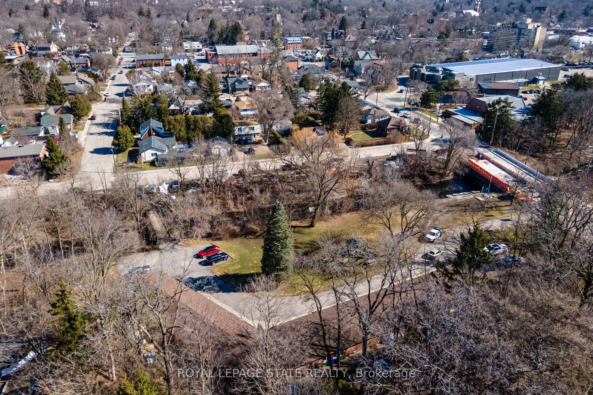 Photo 19 of 50 Creighton Road, Hamilton, Dundas — HOMEH