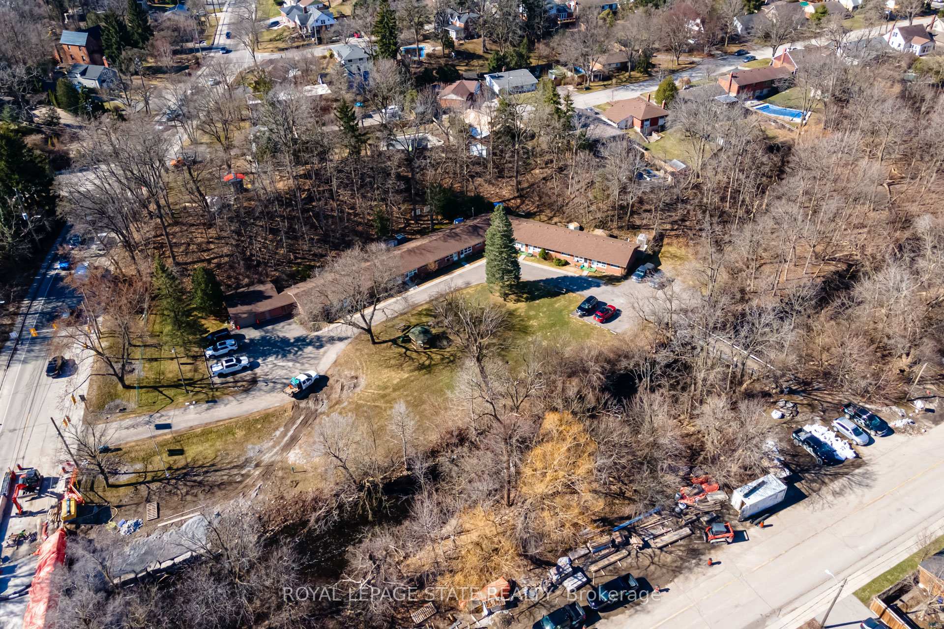 Photo 21 of 50 Creighton Road, Hamilton, Dundas — HOMEH