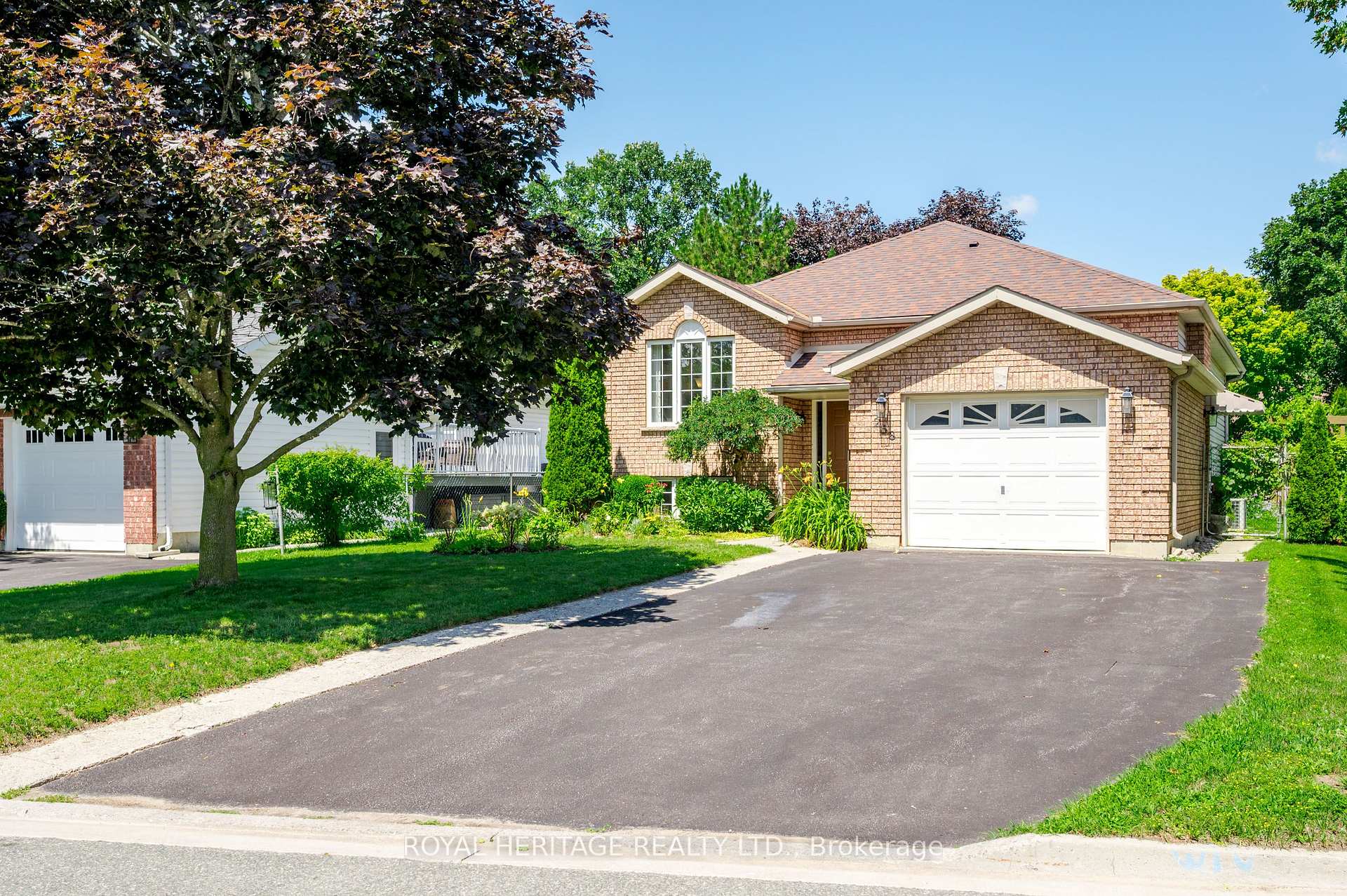 Photo 1 of 258 Franmor Drive, Peterborough, Ashburnham Ward 4 — HOMEH