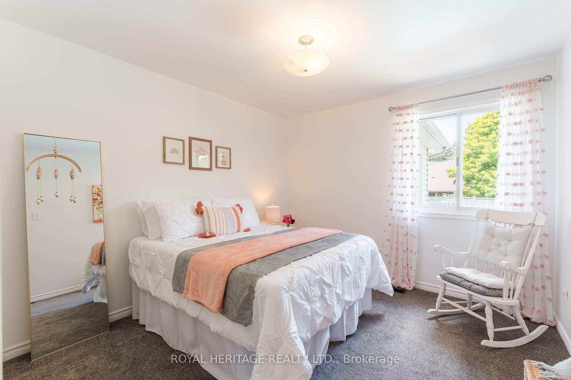 Photo 74 of 258 Franmor Drive, Peterborough, Ashburnham Ward 4 — HOMEH