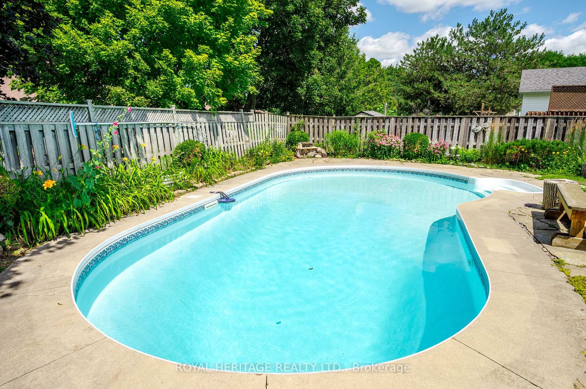 Photo 96 of 258 Franmor Drive, Peterborough, Ashburnham Ward 4 — HOMEH