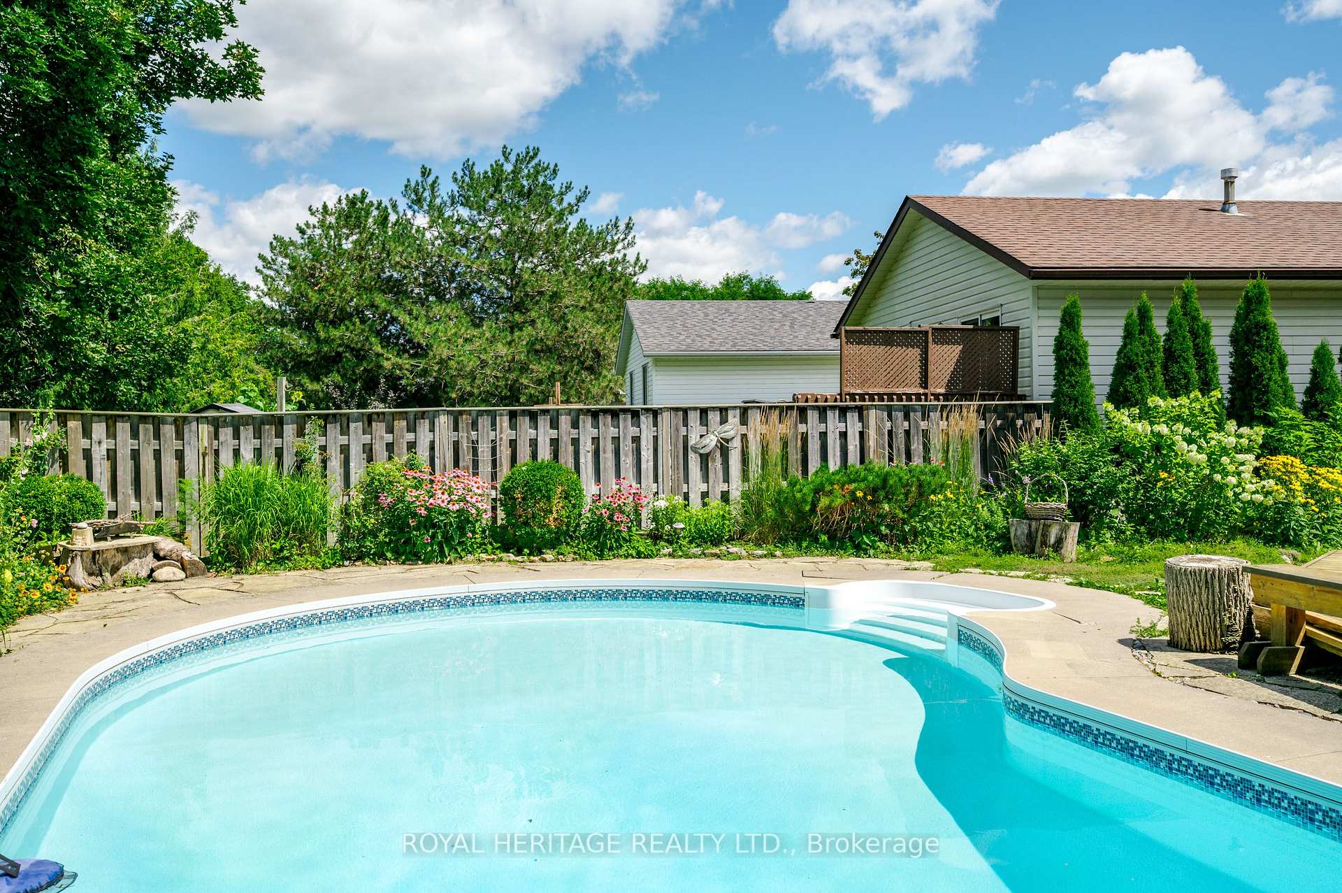 Photo 97 of 258 Franmor Drive, Peterborough, Ashburnham Ward 4 — HOMEH