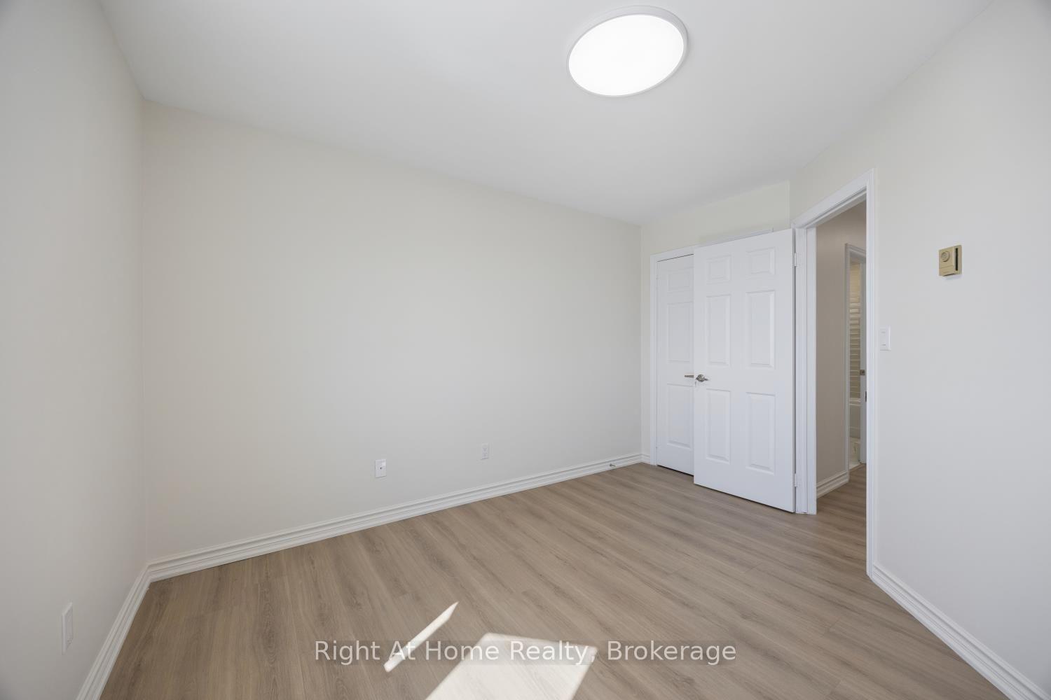 Photo 25 of Unit 301, 108 Water Street, Scugog, Port Perry — HOMEH