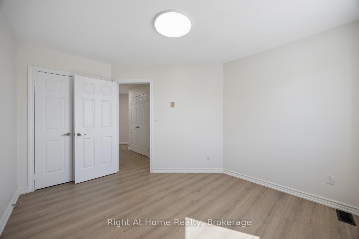 Photo 26 of Unit 301, 108 Water Street, Scugog, Port Perry — HOMEH