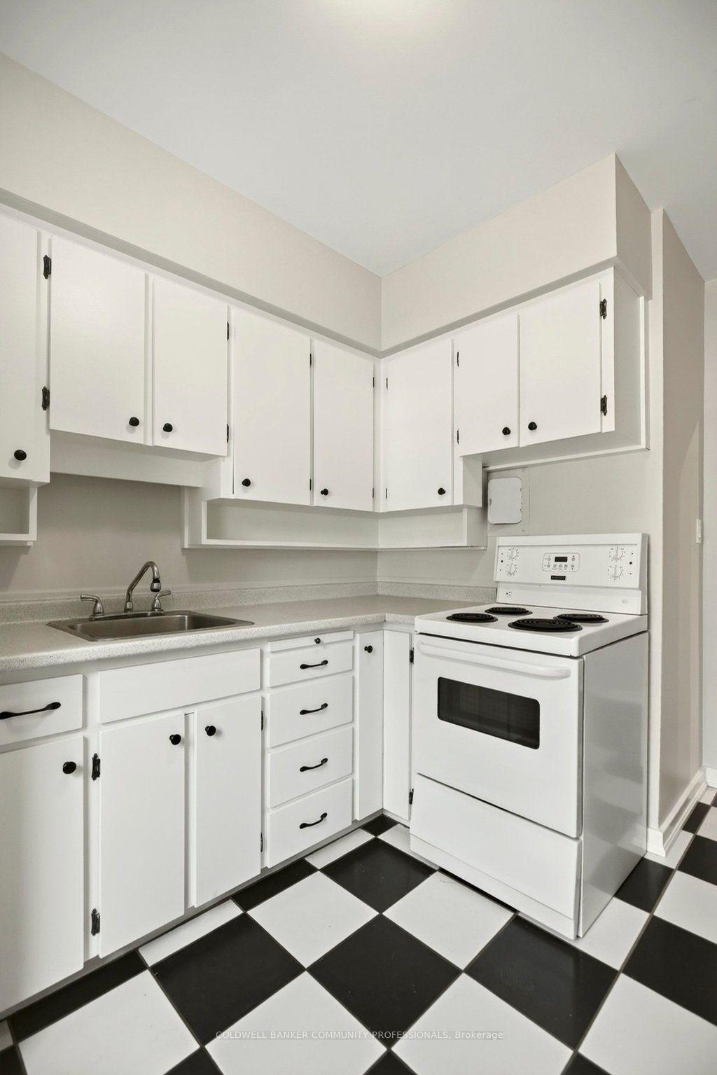 Photo 26 of Unit 10, 4 Robinson Street, Hamilton, Durand — HOMEH