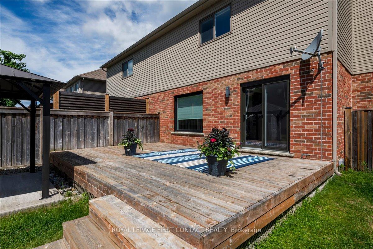 Photo 23 of 182 Banting Crescent, Essa, Angus — HOMEH